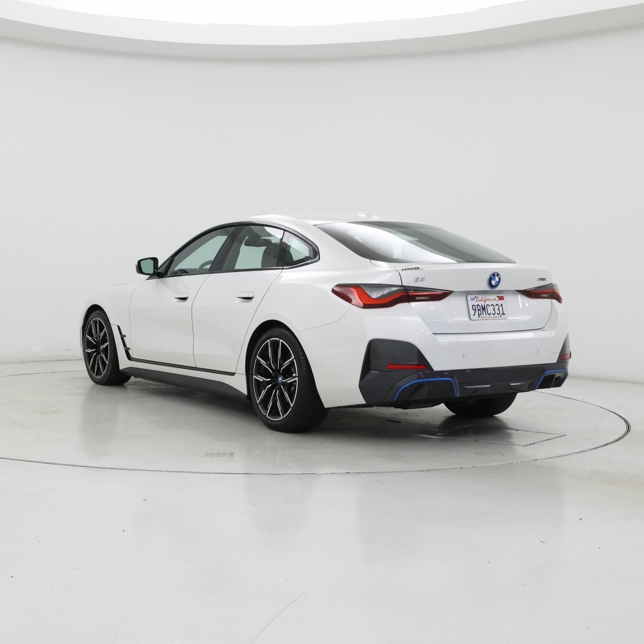 Thumbnail: 2022 BMW i4 - 2