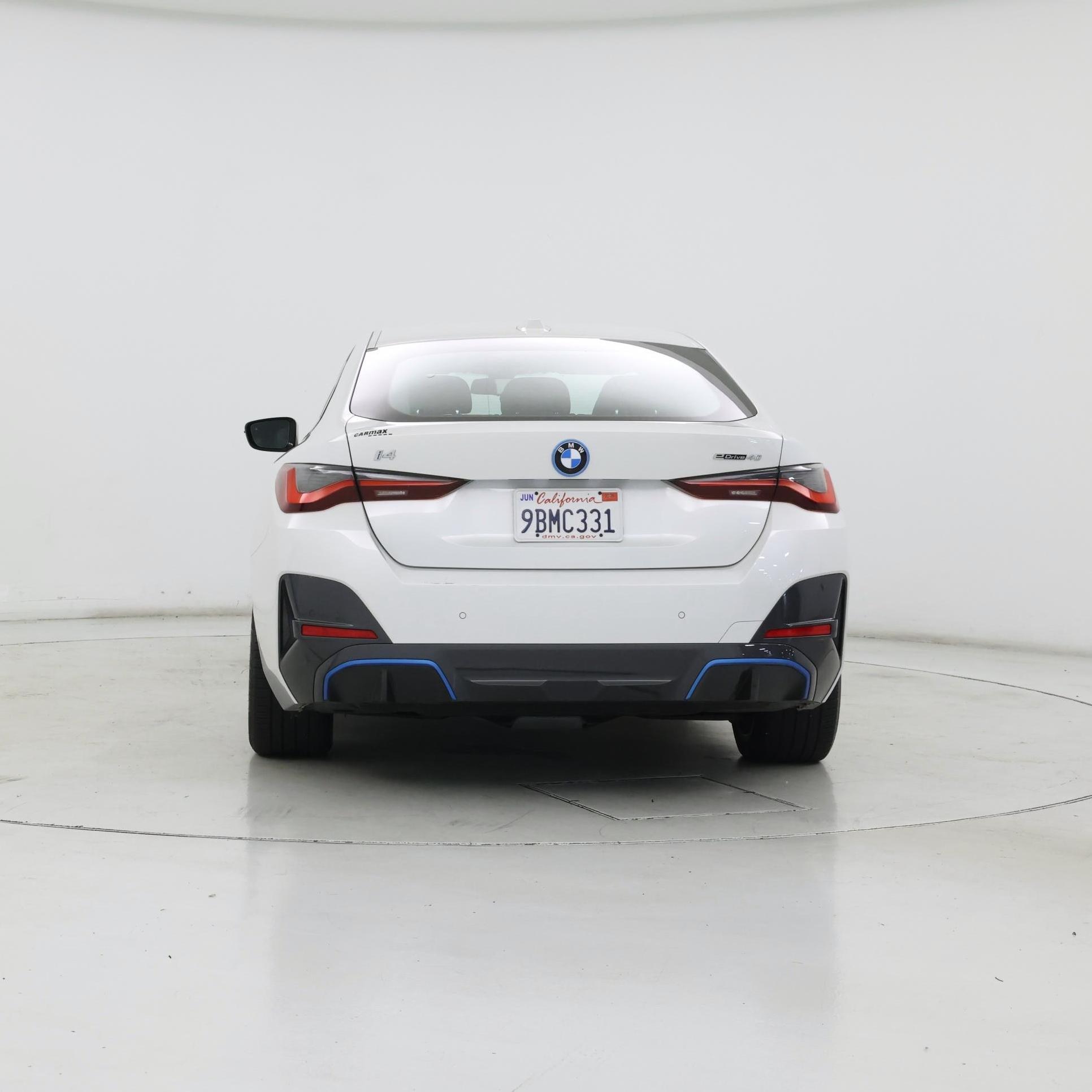 Thumbnail: 2022 BMW i4 - 6