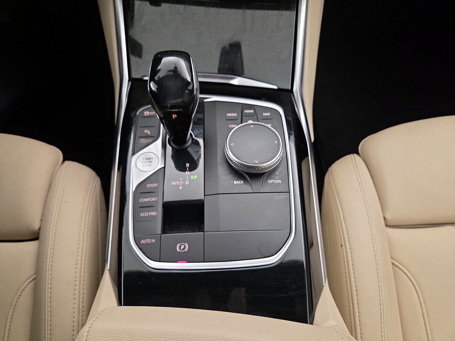 Thumbnail: 2019 BMW 3 Series - 18