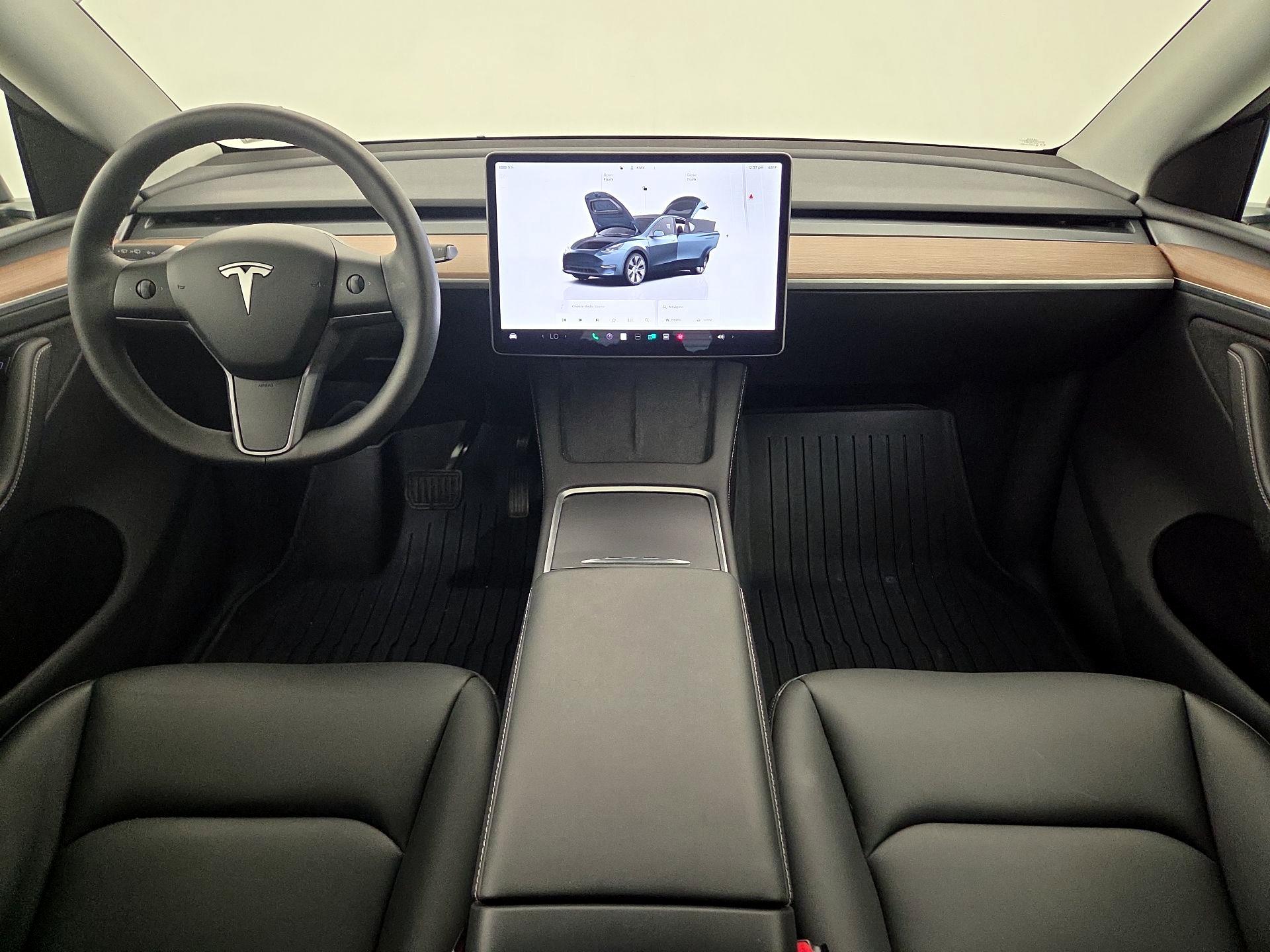 Thumbnail: 2024 Tesla Model Y - 9