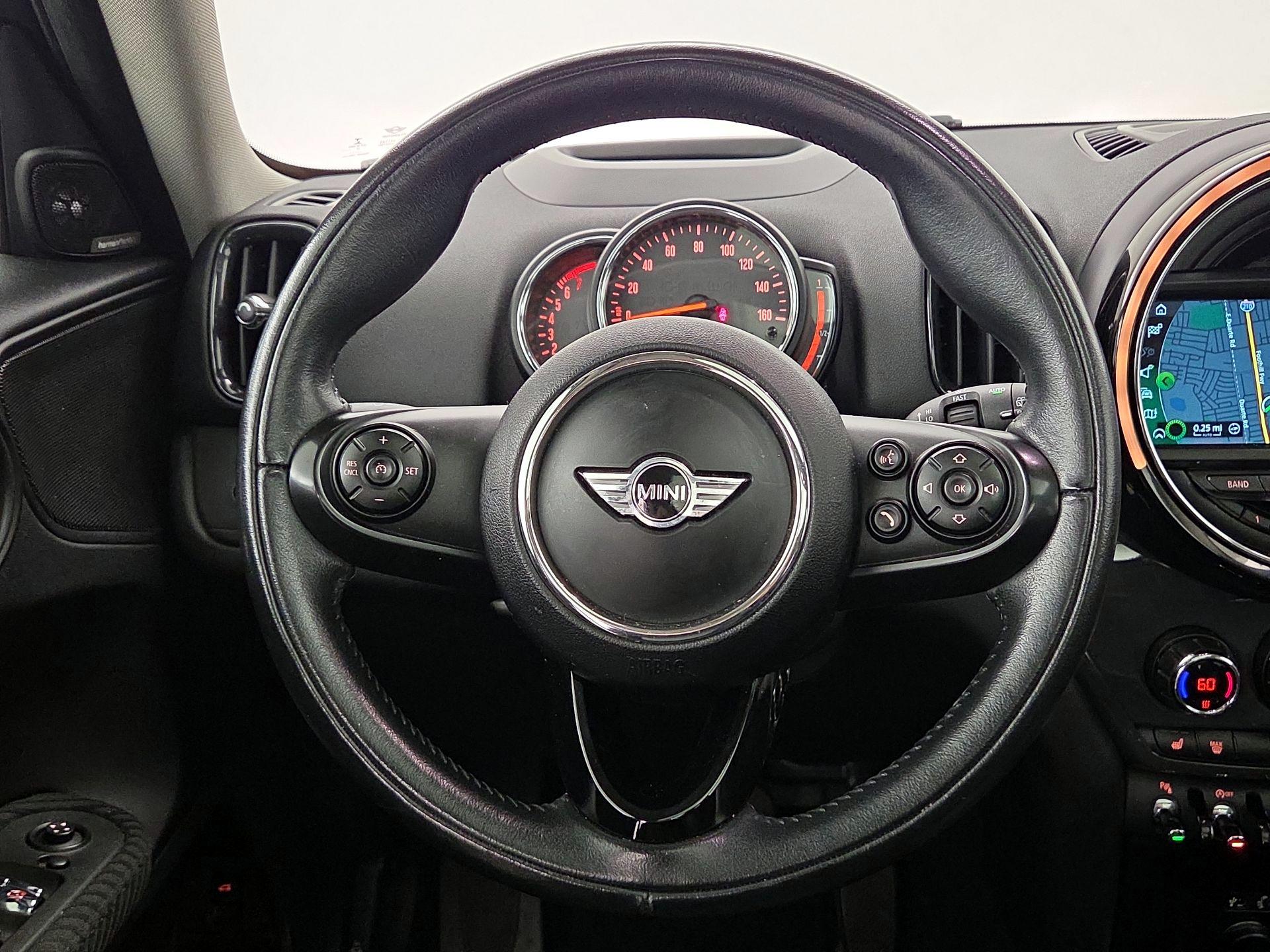 Thumbnail: 2018 MINI Cooper Countryman - 10