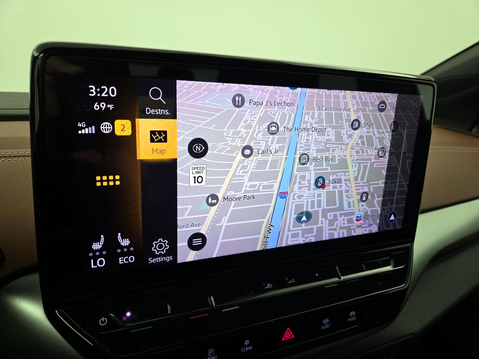 Thumbnail: 2021 Volkswagen ID.4 - 14