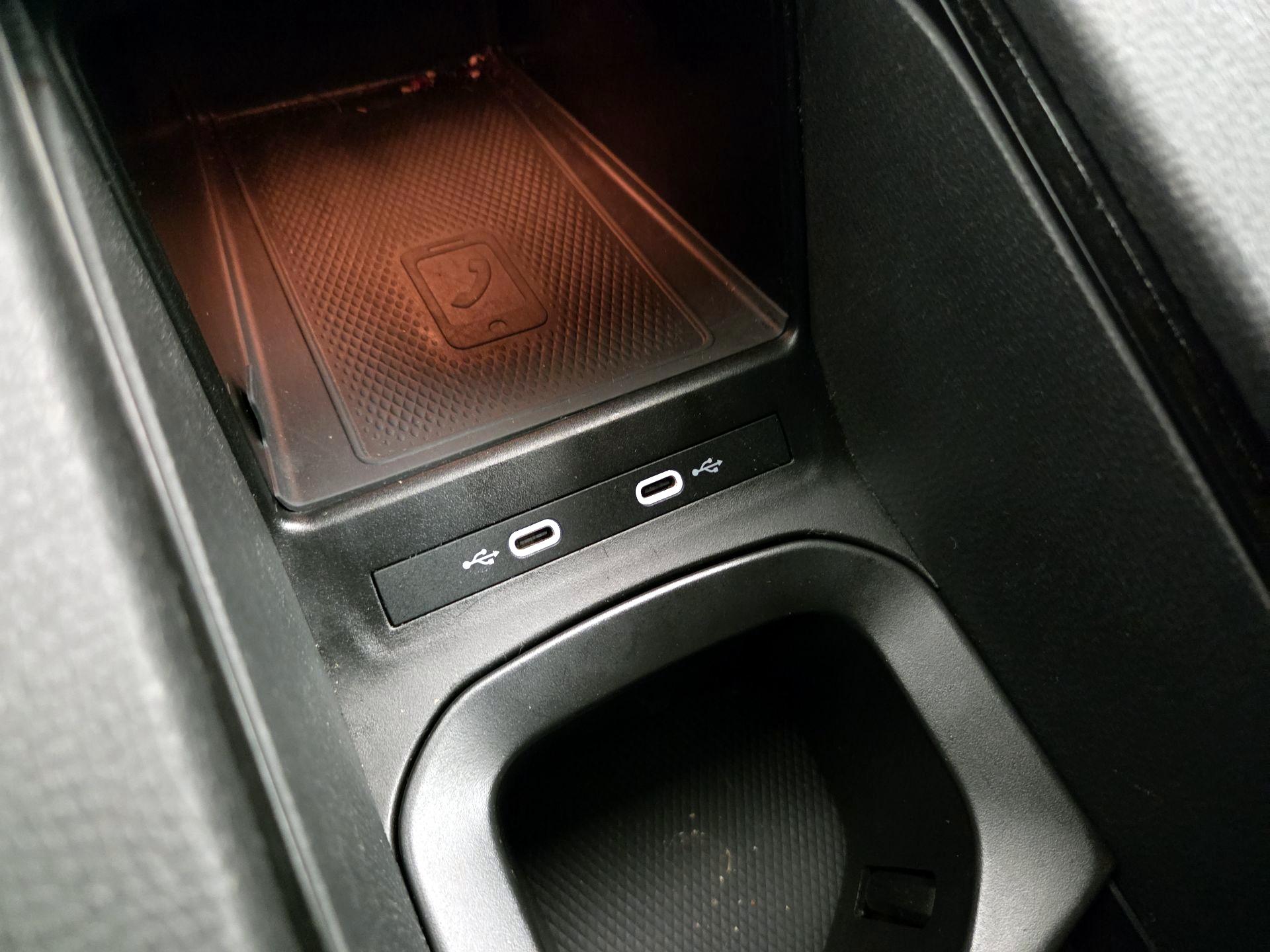 Thumbnail: 2021 Volkswagen ID.4 - 19