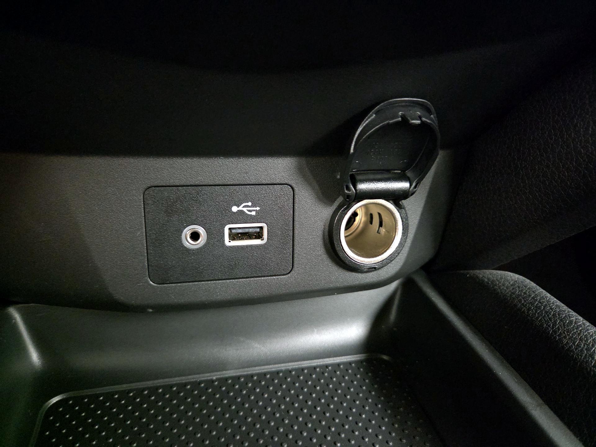 Thumbnail: 2019 Nissan Rogue Sport - 18