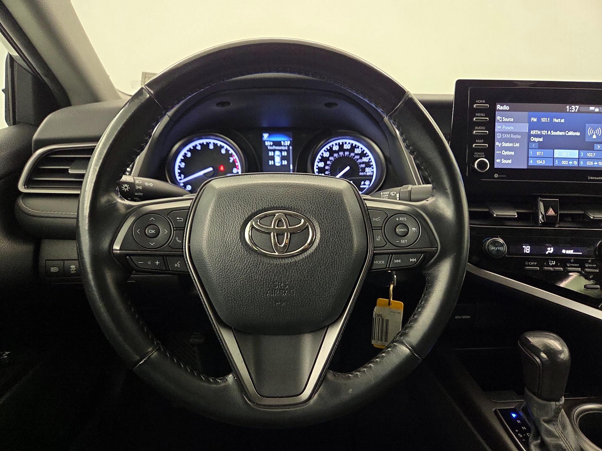 Thumbnail: 2021 Toyota Camry - 10