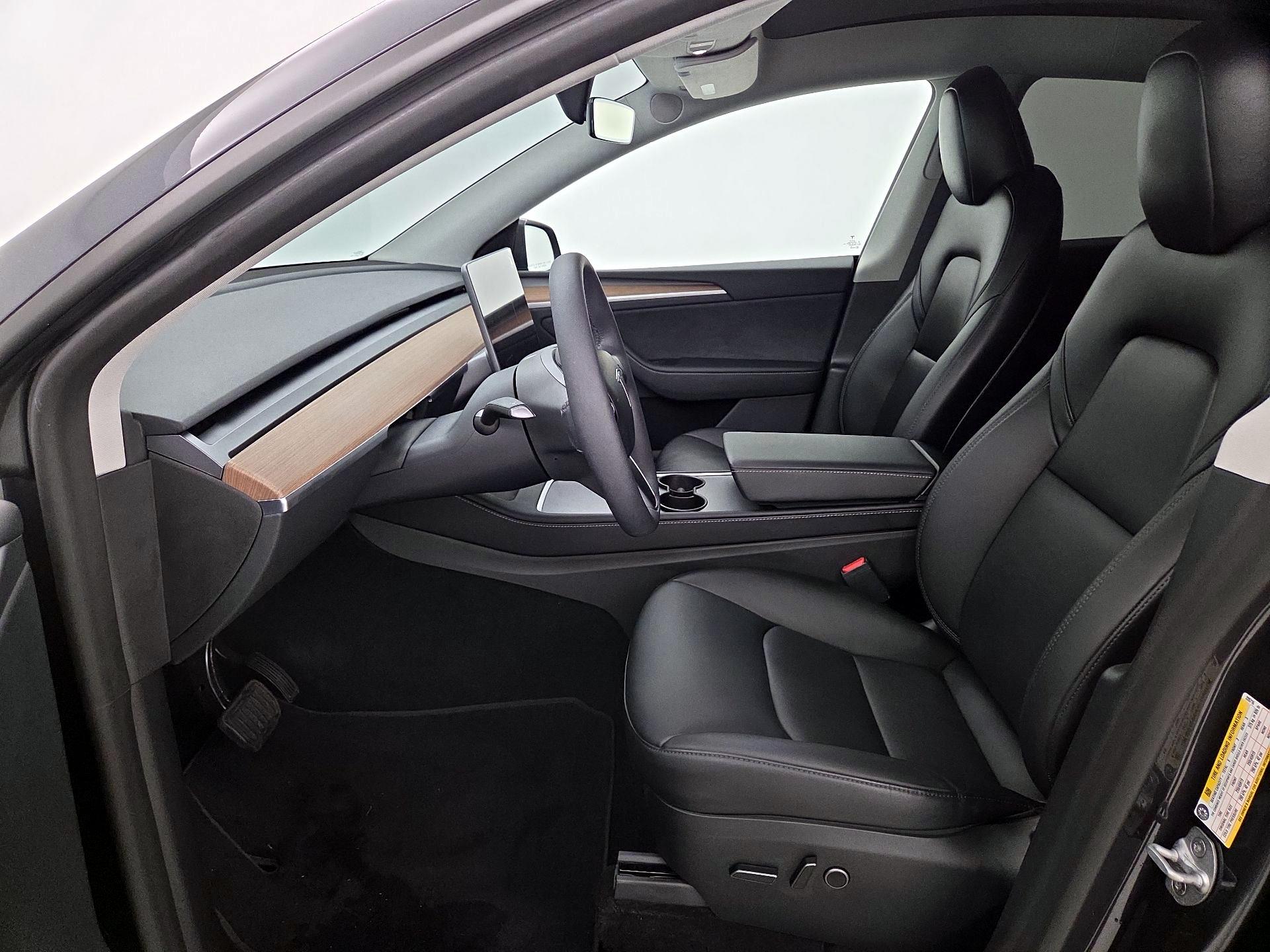 Thumbnail: 2024 Tesla Model Y - 11