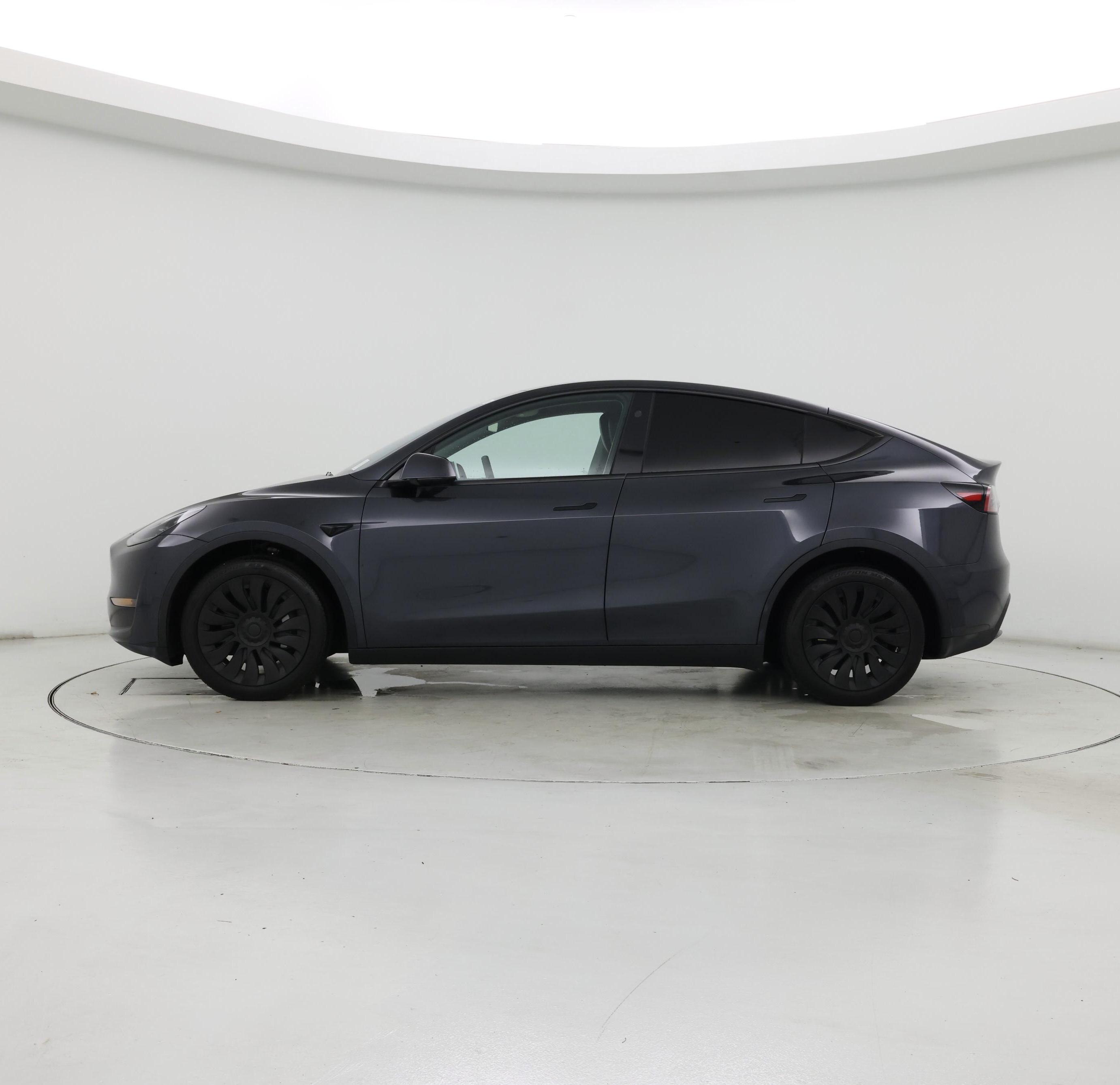 Thumbnail: 2024 Tesla Model Y - 3