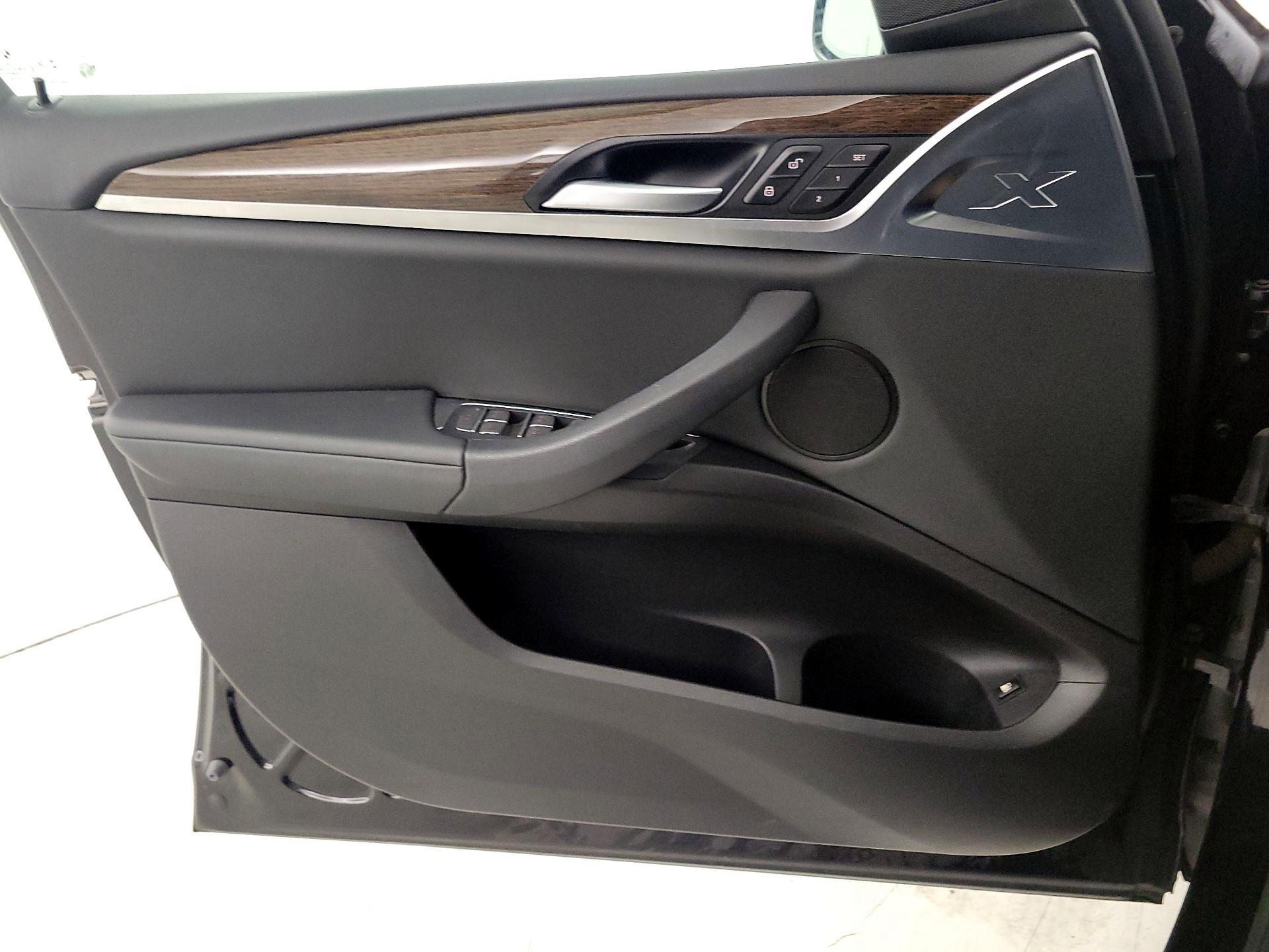 Thumbnail: 2020 BMW X3 - 12