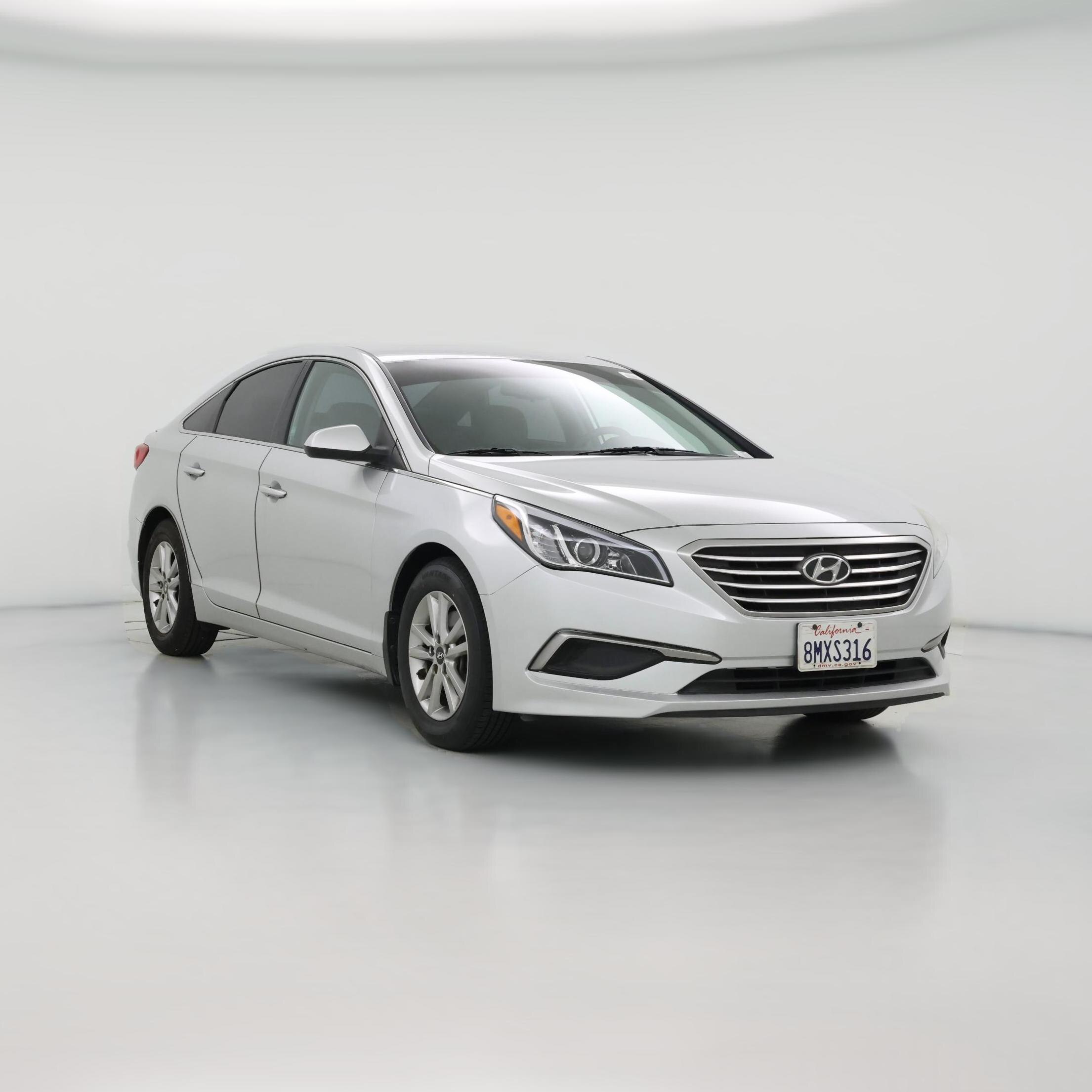 Thumbnail: 2016 Hyundai Sonata - 1