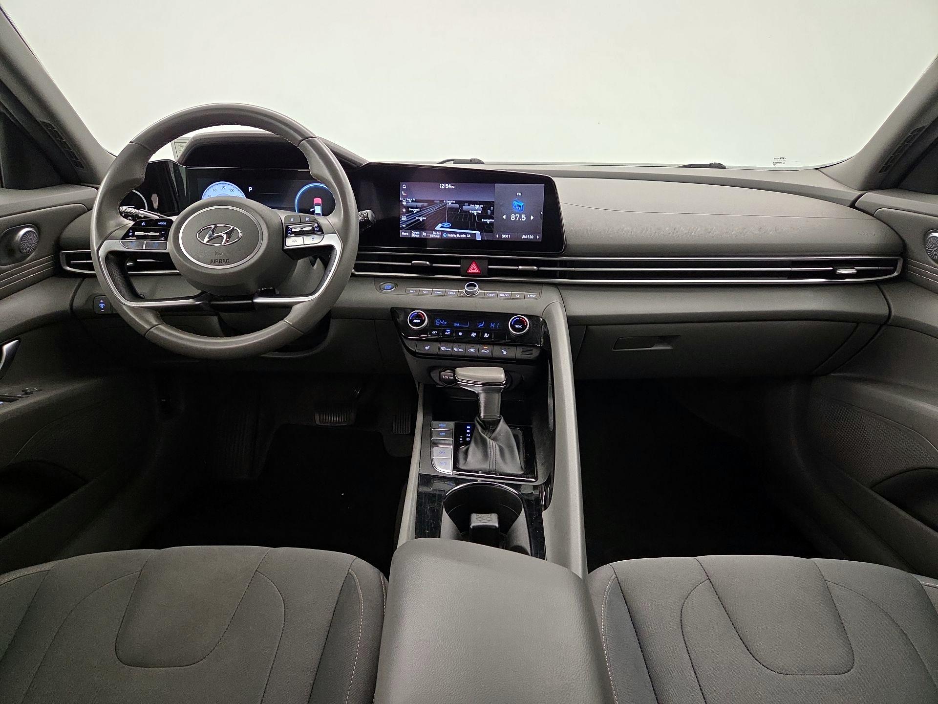 Thumbnail: 2023 Hyundai Elantra - 9