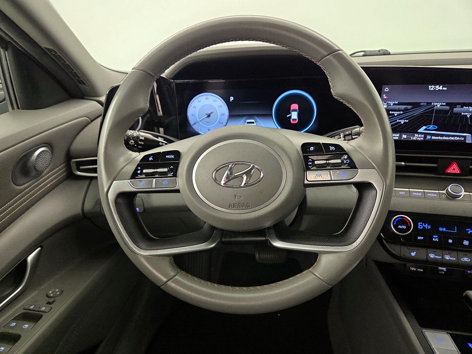 Thumbnail: 2023 Hyundai Elantra - 10