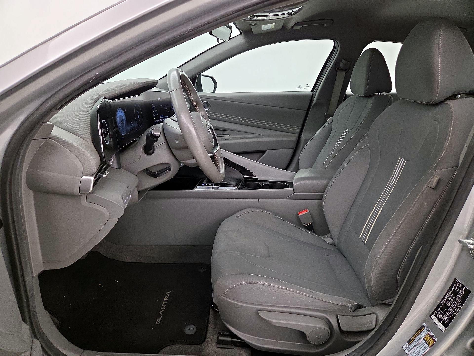 Thumbnail: 2023 Hyundai Elantra - 11