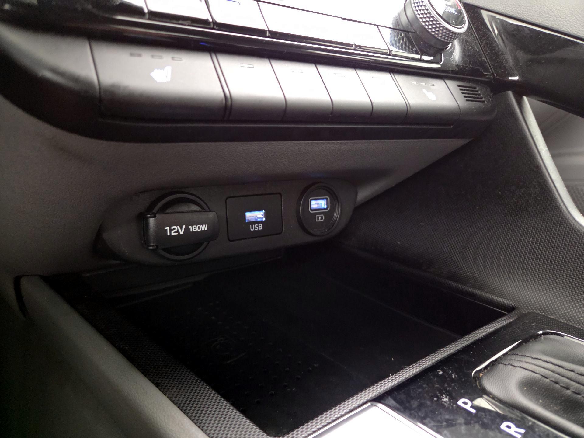 Thumbnail: 2023 Hyundai Elantra - 19