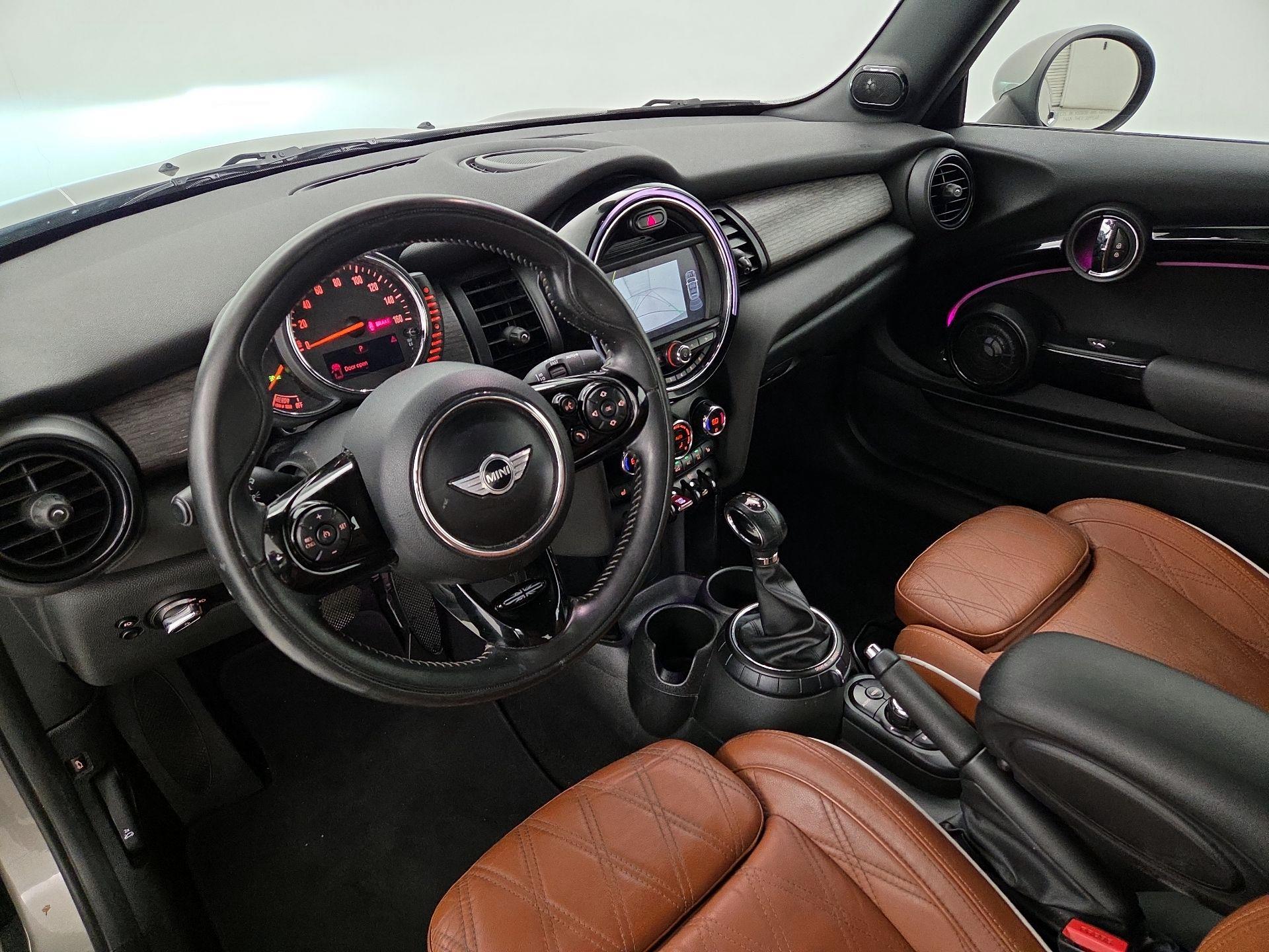 Thumbnail: 2016 MINI Cooper - 9