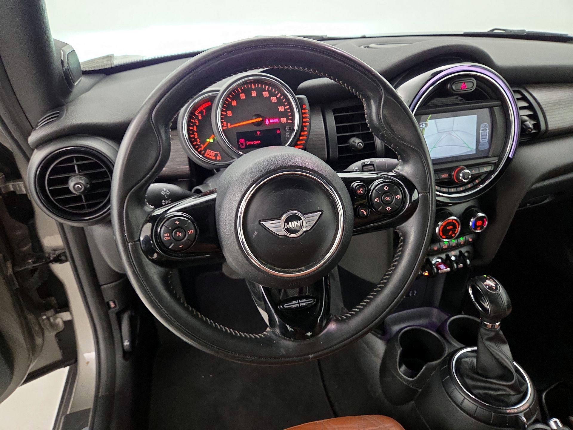 Thumbnail: 2016 MINI Cooper - 10