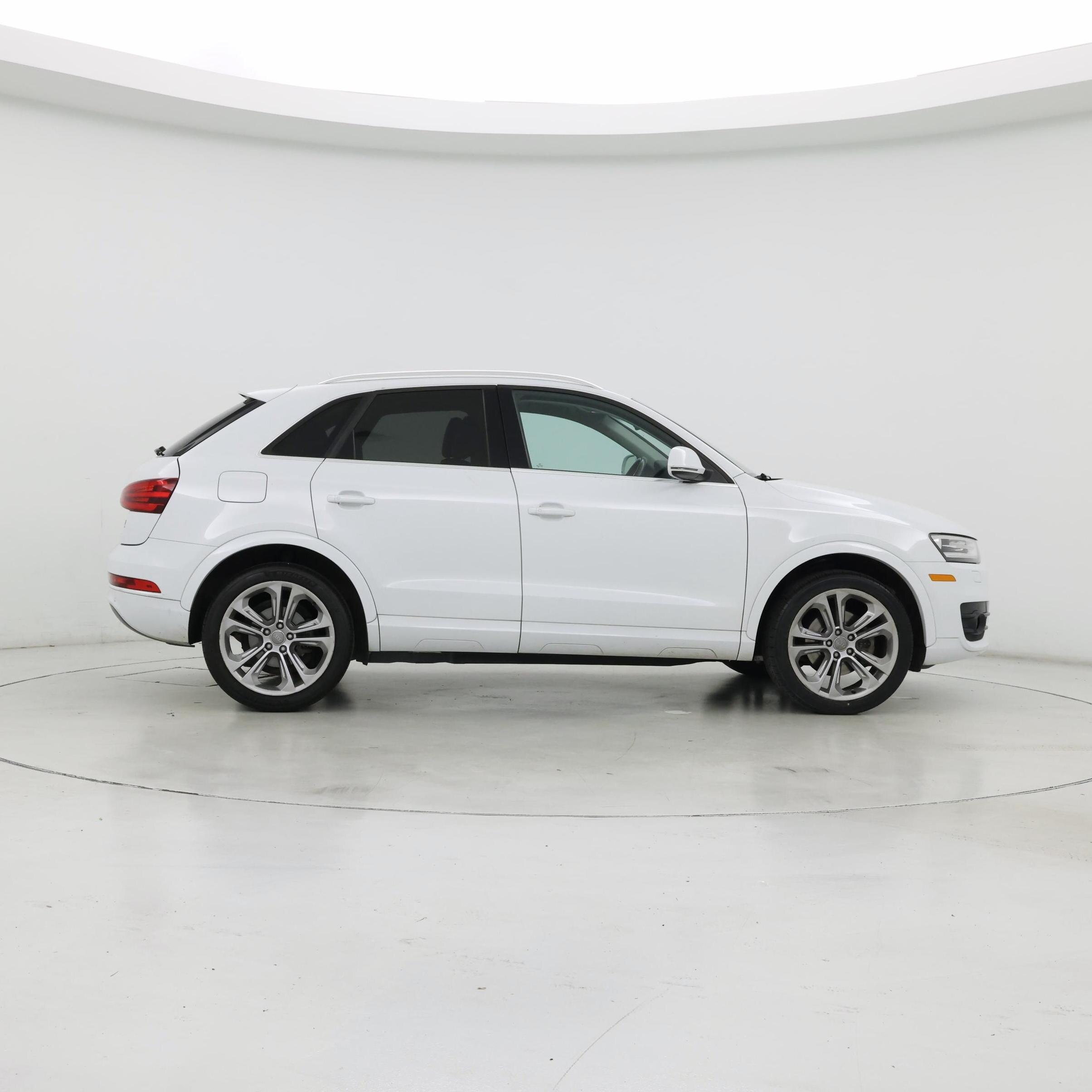 Thumbnail: 2015 Audi Q3 - 7