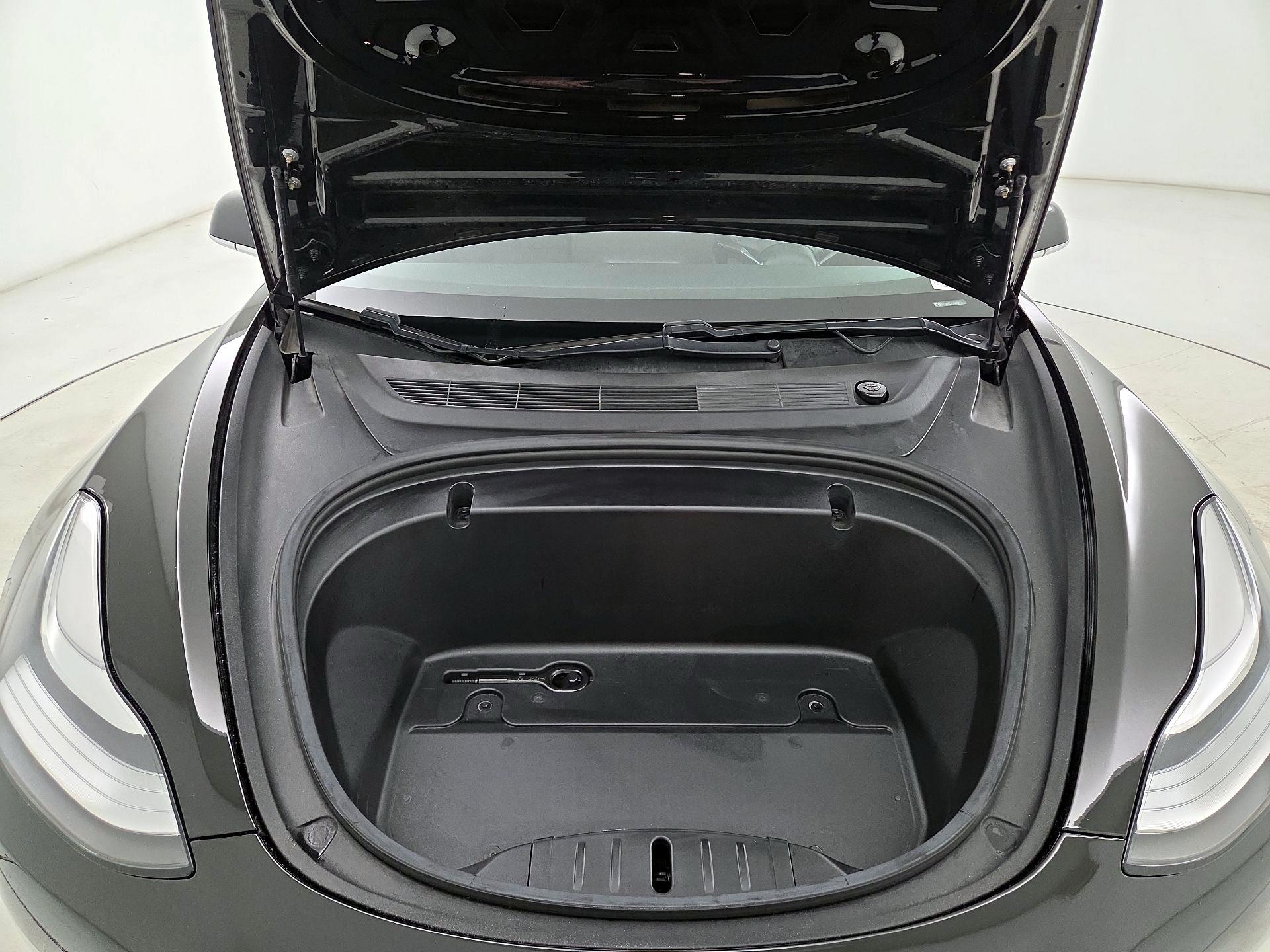 Thumbnail: 2020 Tesla Model 3 - 20