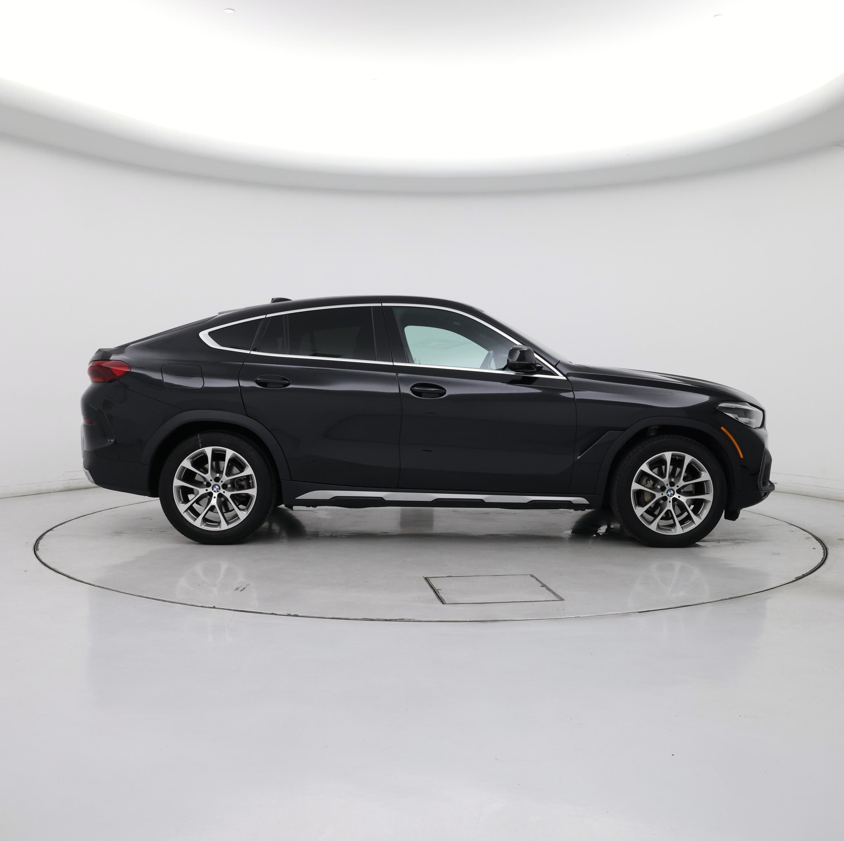 Thumbnail: 2023 BMW X6 - 7