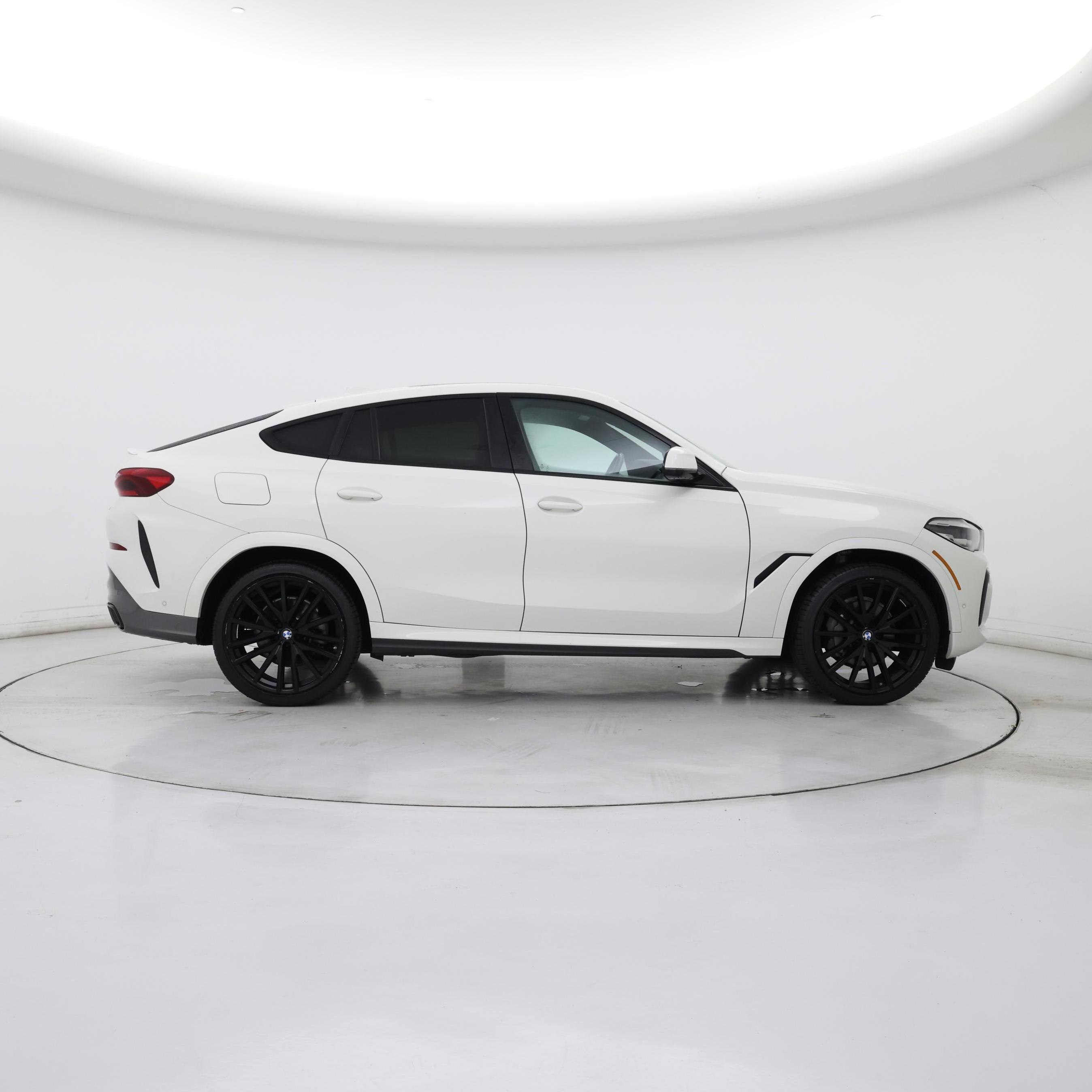 Thumbnail: 2020 BMW X6 - 7
