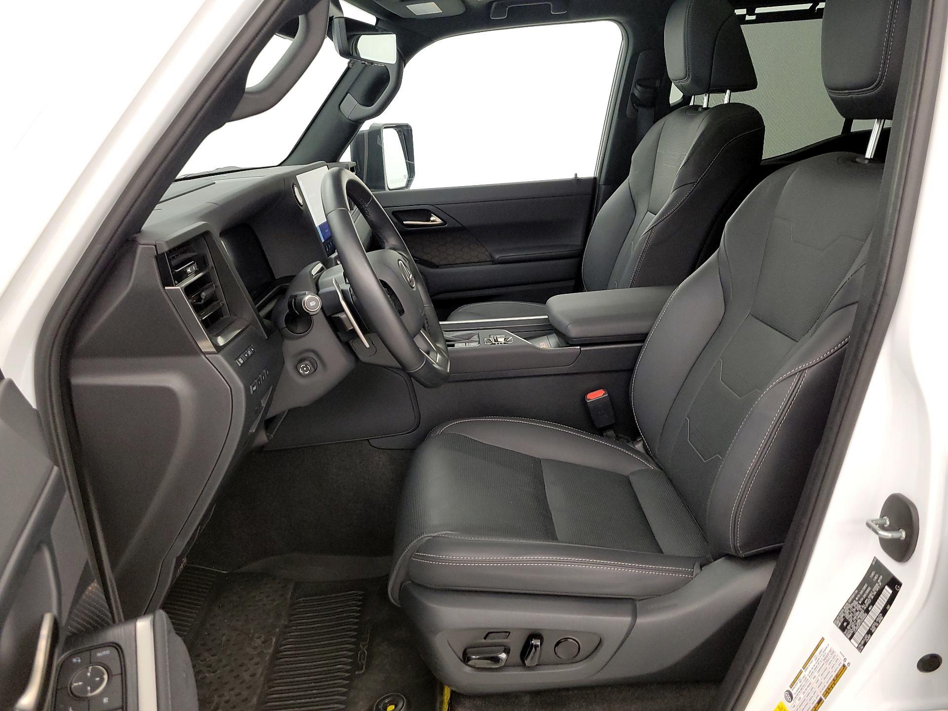 Thumbnail: 2025 Lexus GX - 11