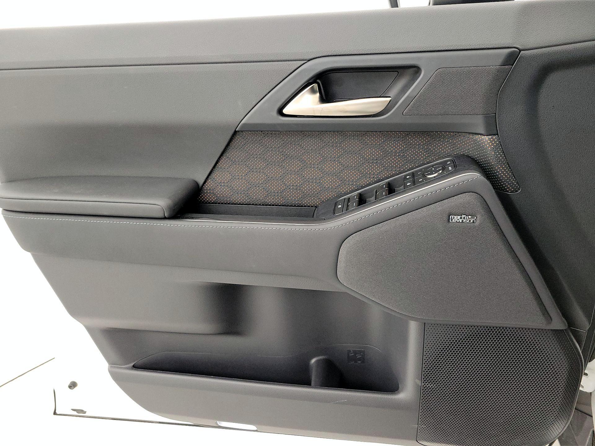 Thumbnail: 2025 Lexus GX - 12