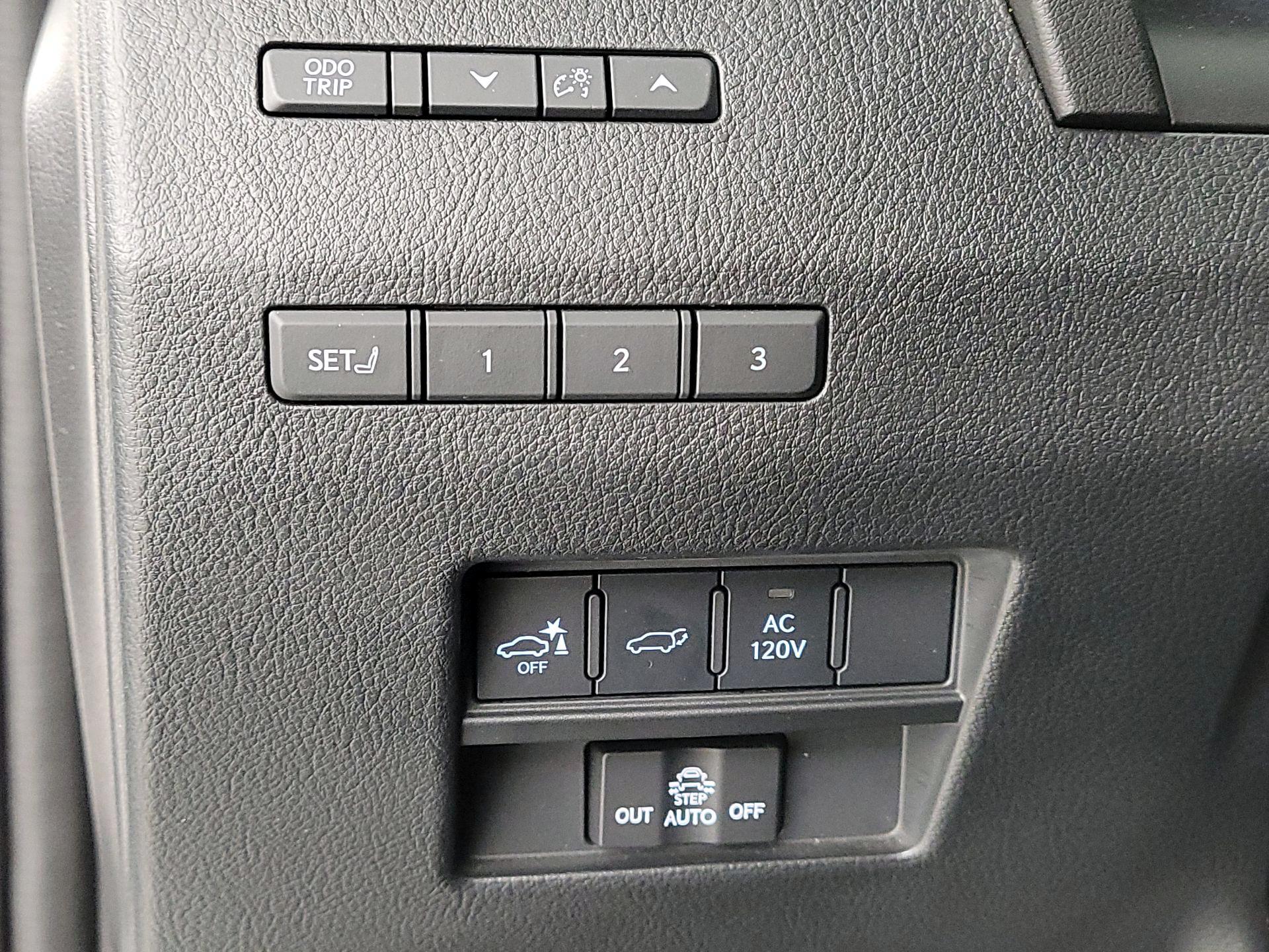 Thumbnail: 2025 Lexus GX - 13