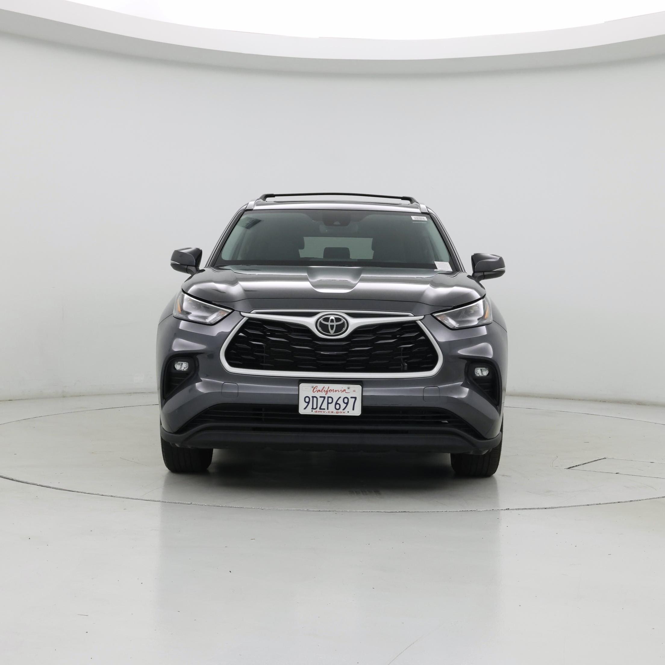 Thumbnail: 2023 Toyota Highlander - 5