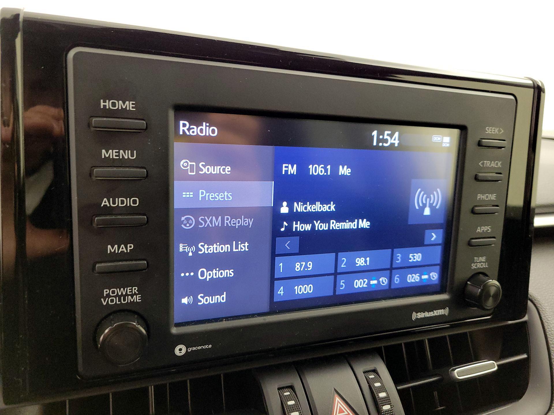 Thumbnail: 2022 Toyota RAV4 - 15