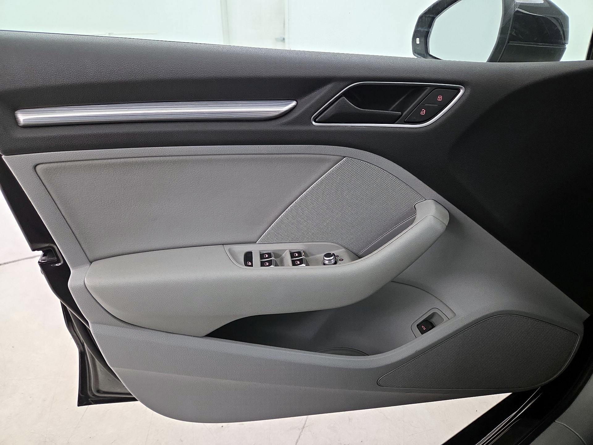 Thumbnail: 2015 Audi A3 - 12