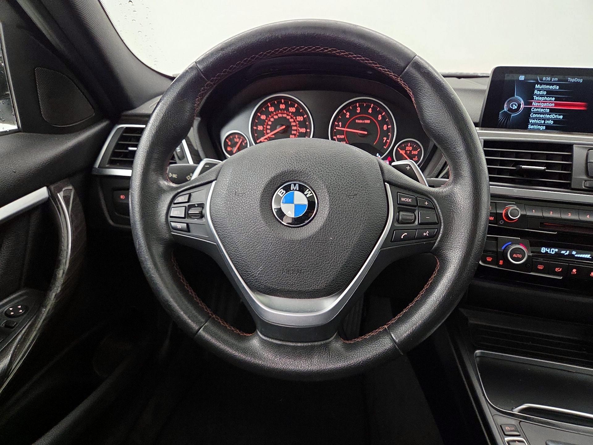 Thumbnail: 2016 BMW 3 Series - 10