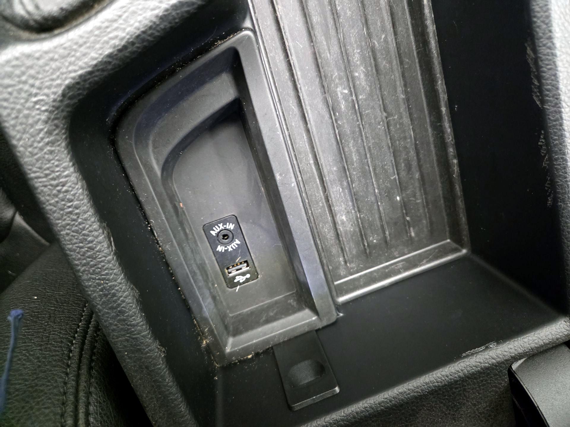 Thumbnail: 2016 BMW 3 Series - 19