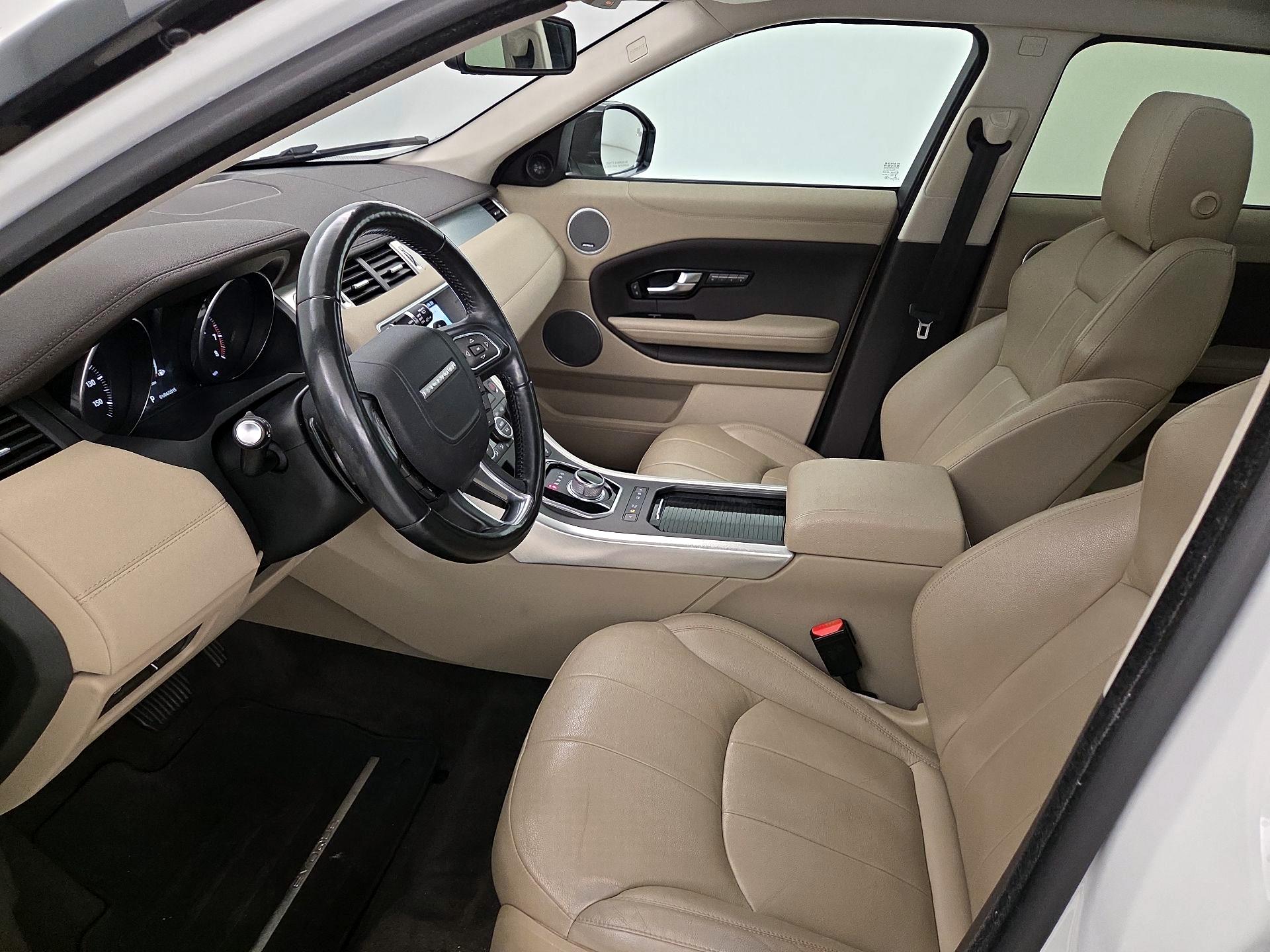 Thumbnail: 2016 Land Rover Range Rover Evoque - 11