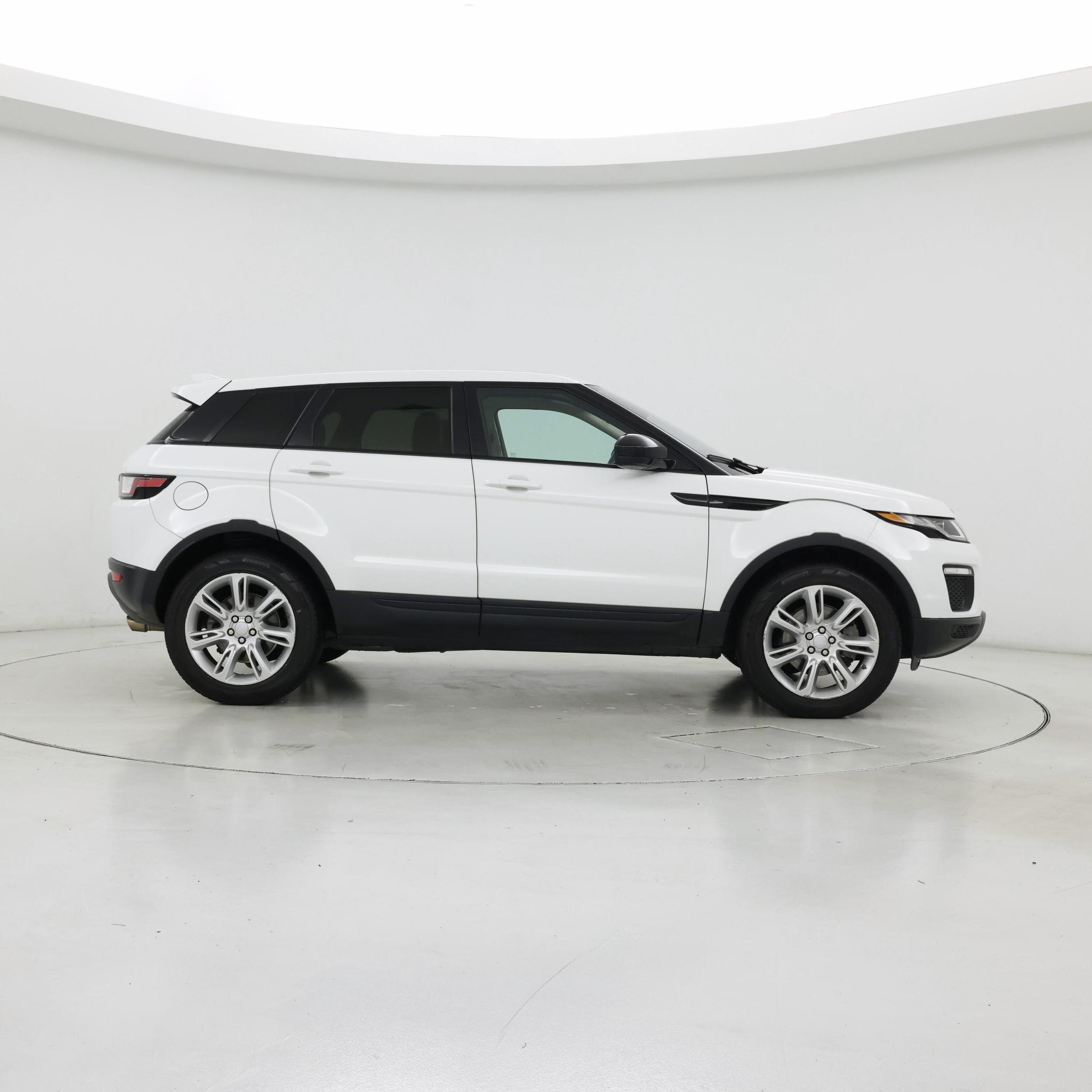Thumbnail: 2016 Land Rover Range Rover Evoque - 7