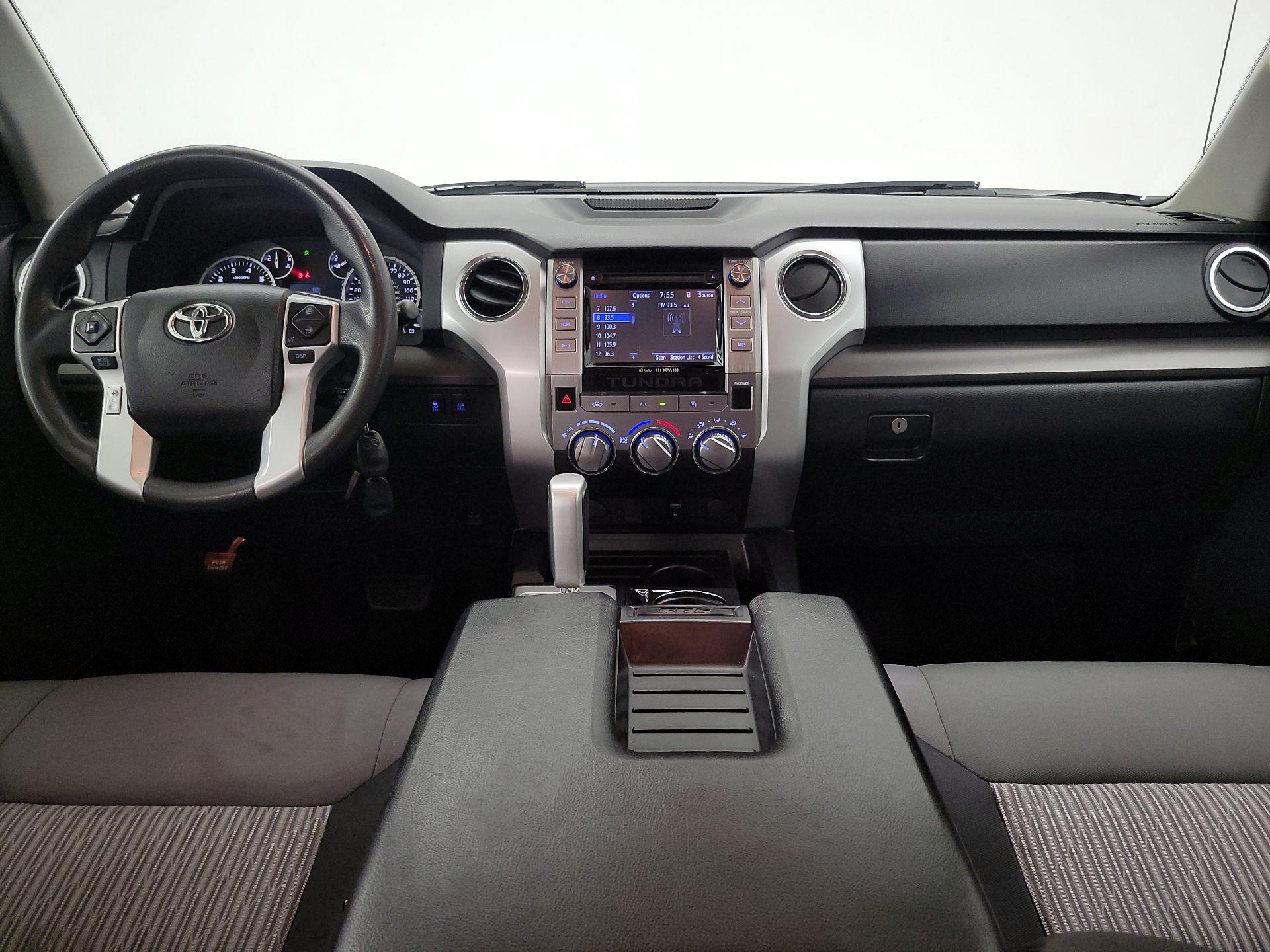 Thumbnail: 2015 Toyota Tundra - 9
