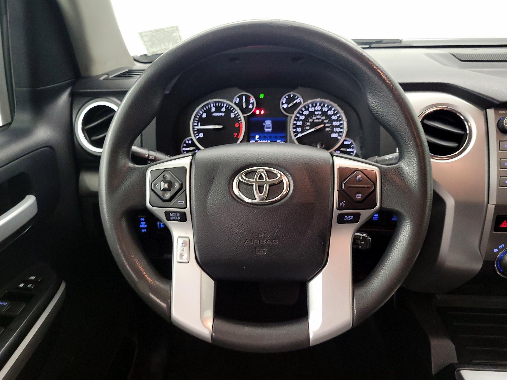 Thumbnail: 2015 Toyota Tundra - 10