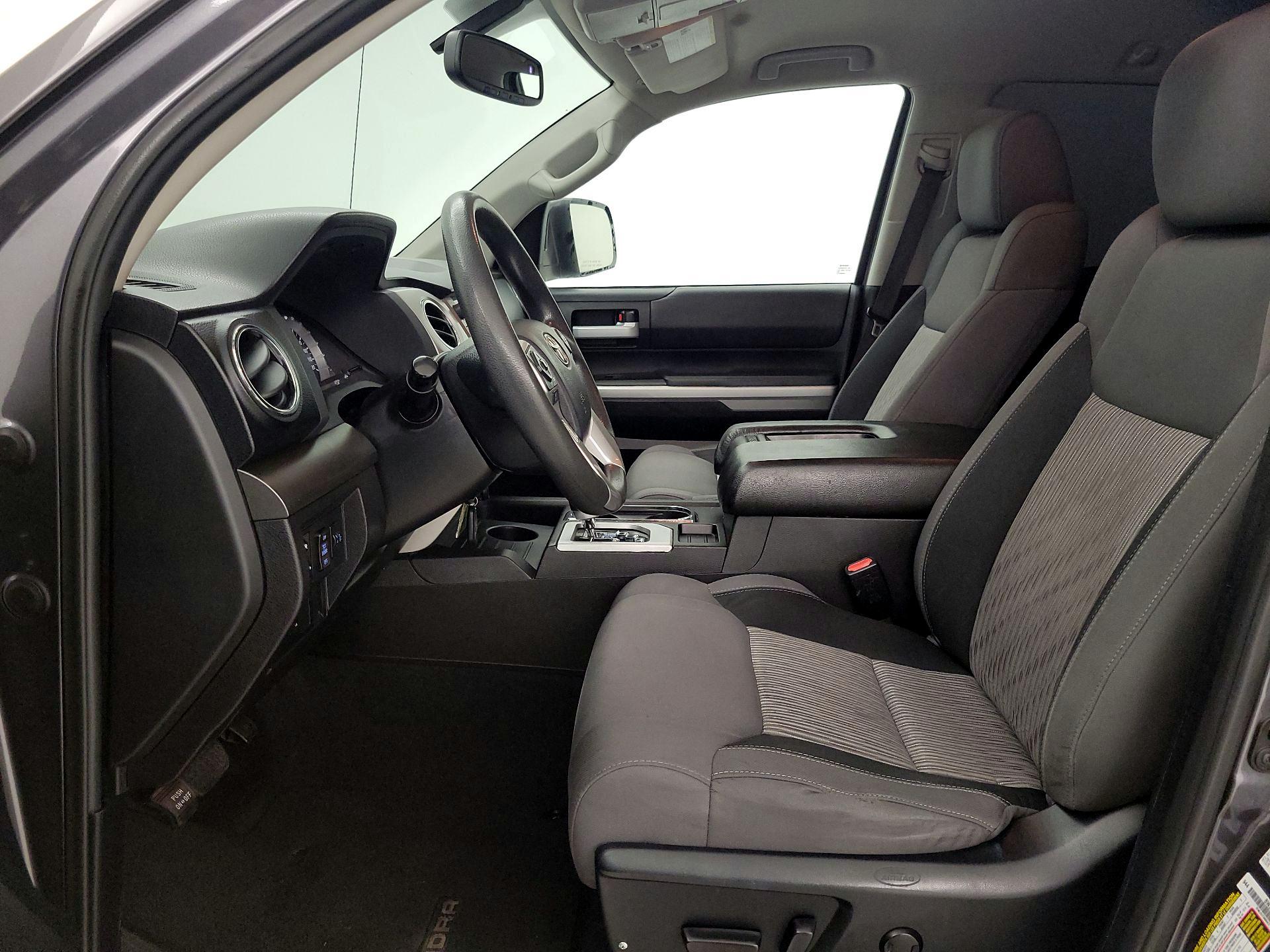 Thumbnail: 2015 Toyota Tundra - 11