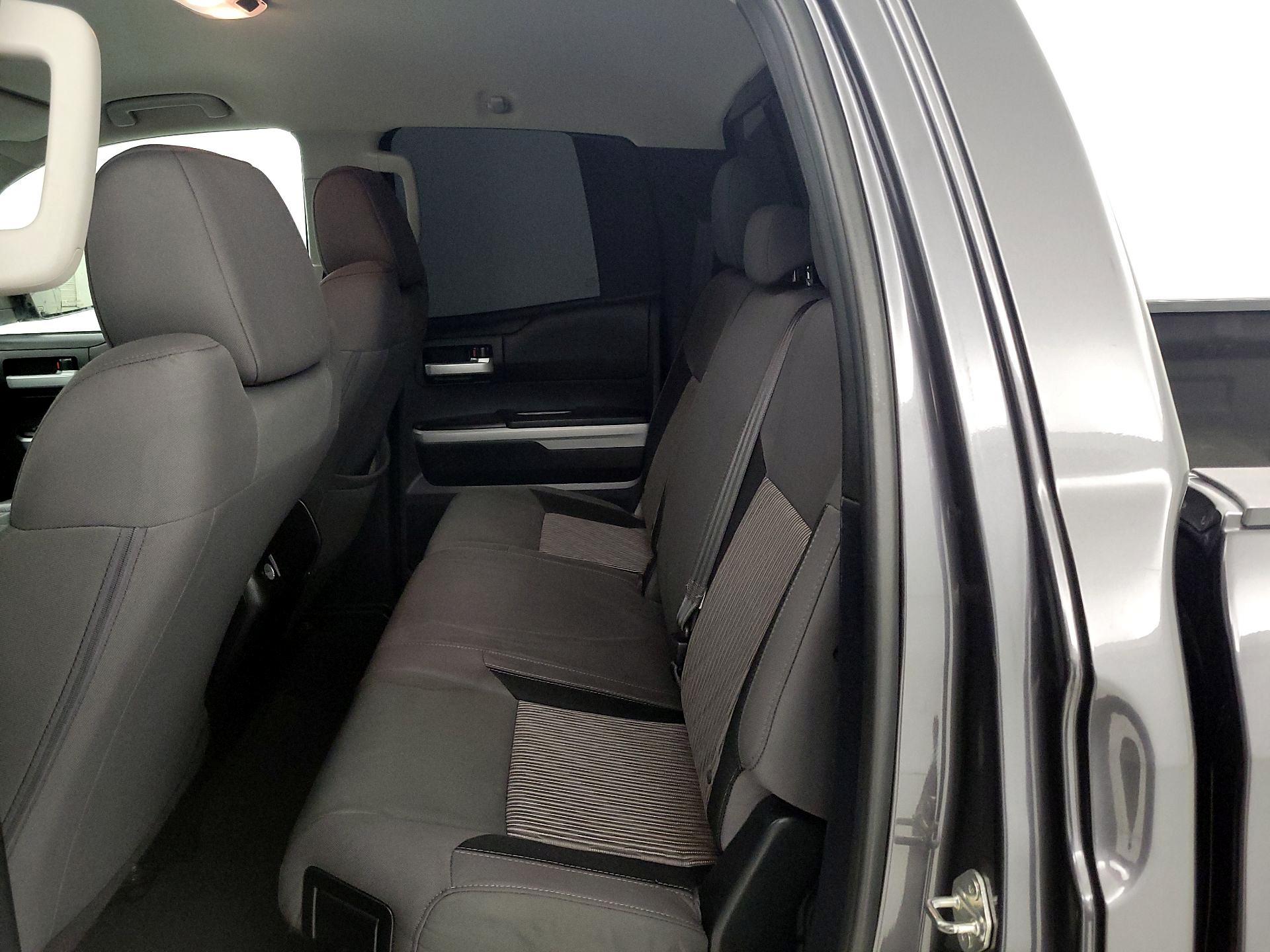 Thumbnail: 2015 Toyota Tundra - 19