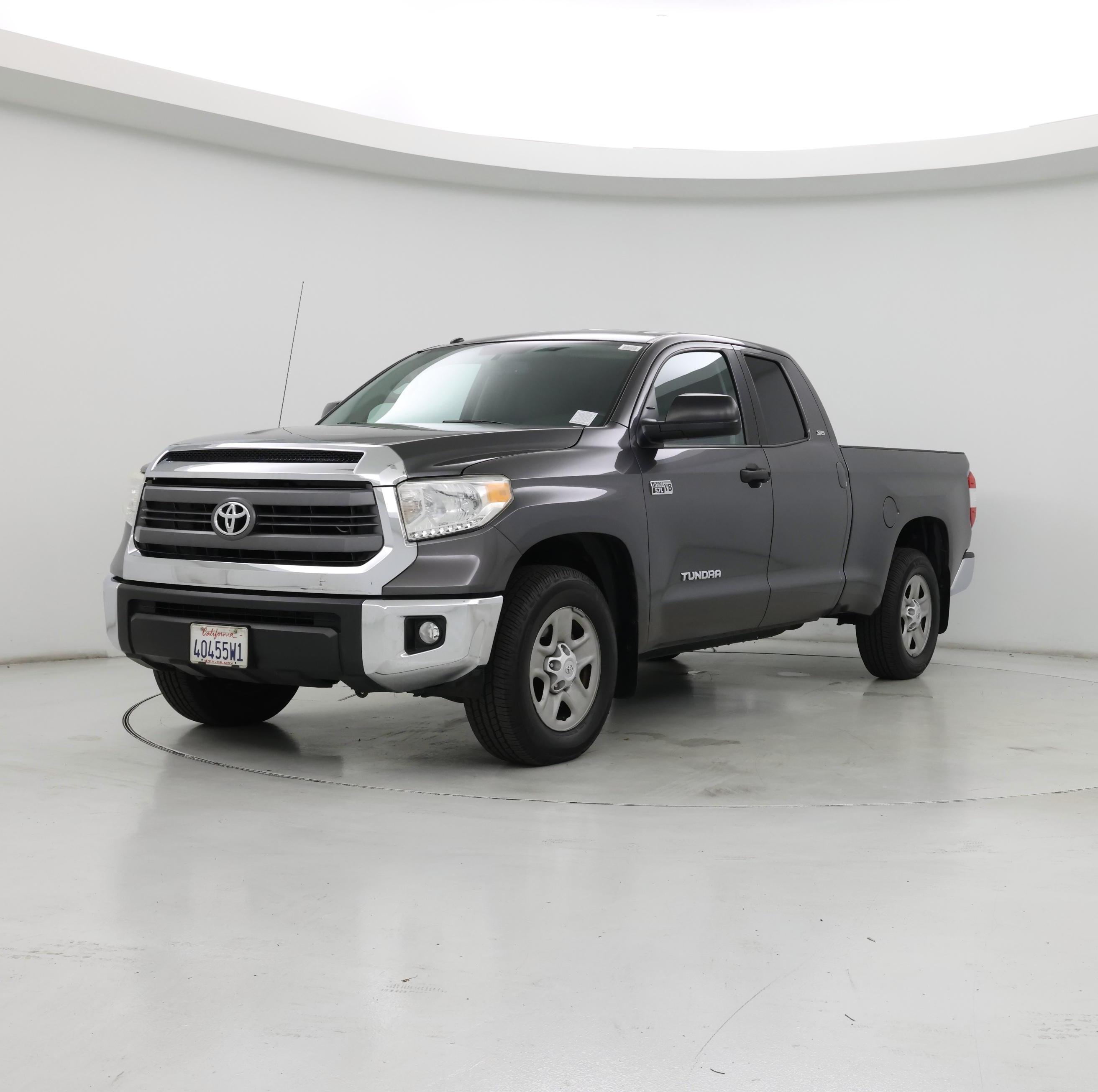 Thumbnail: 2015 Toyota Tundra - 4