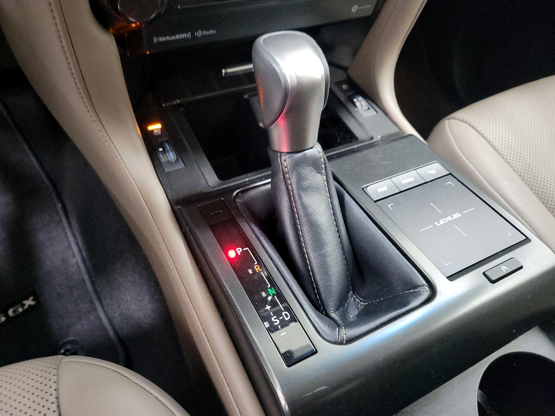 Thumbnail: 2023 Lexus GX - 17