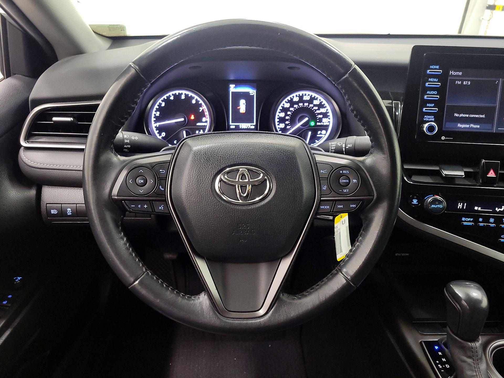 Thumbnail: 2022 Toyota Camry - 10