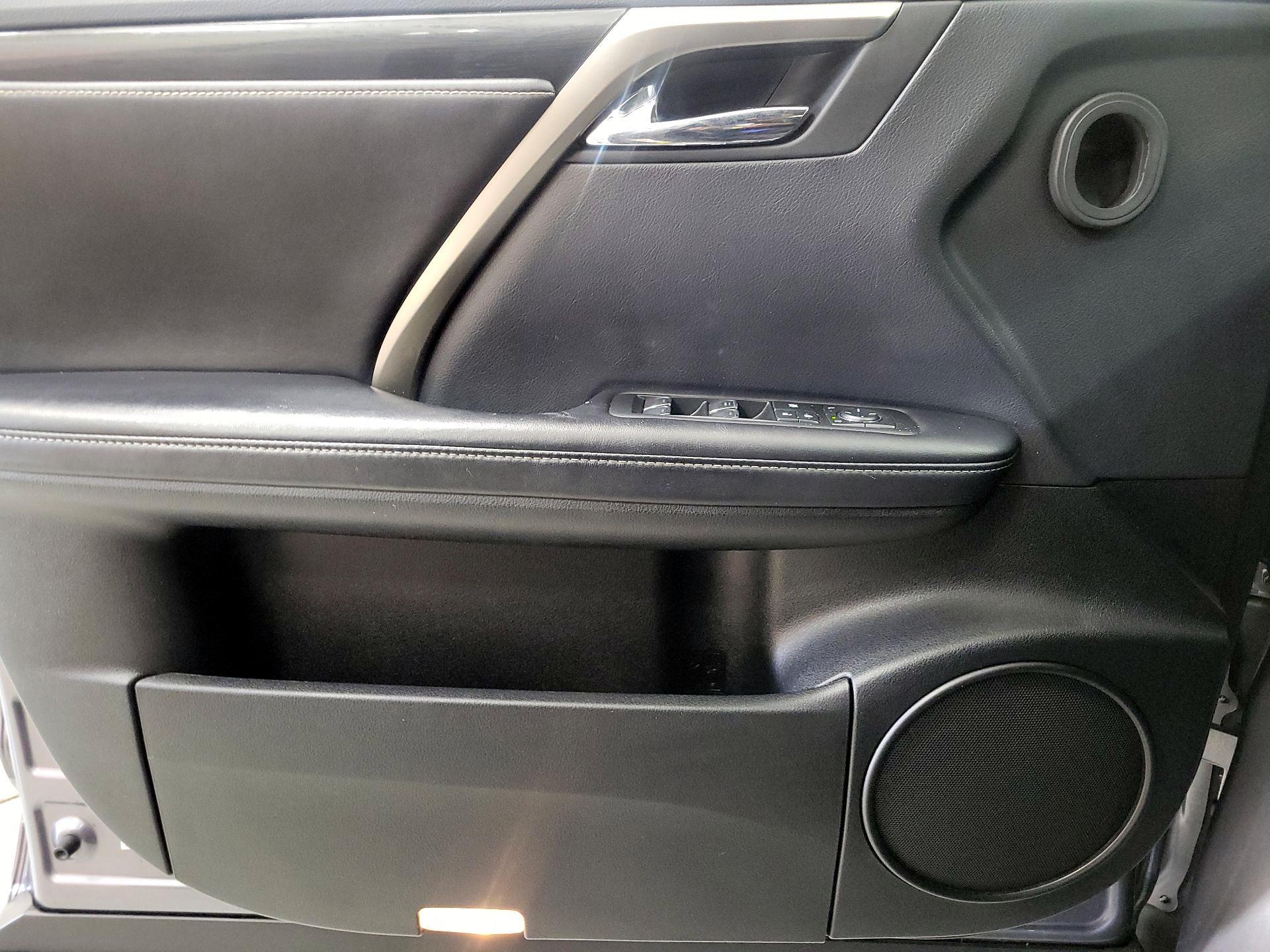 Thumbnail: 2018 Lexus RX - 12