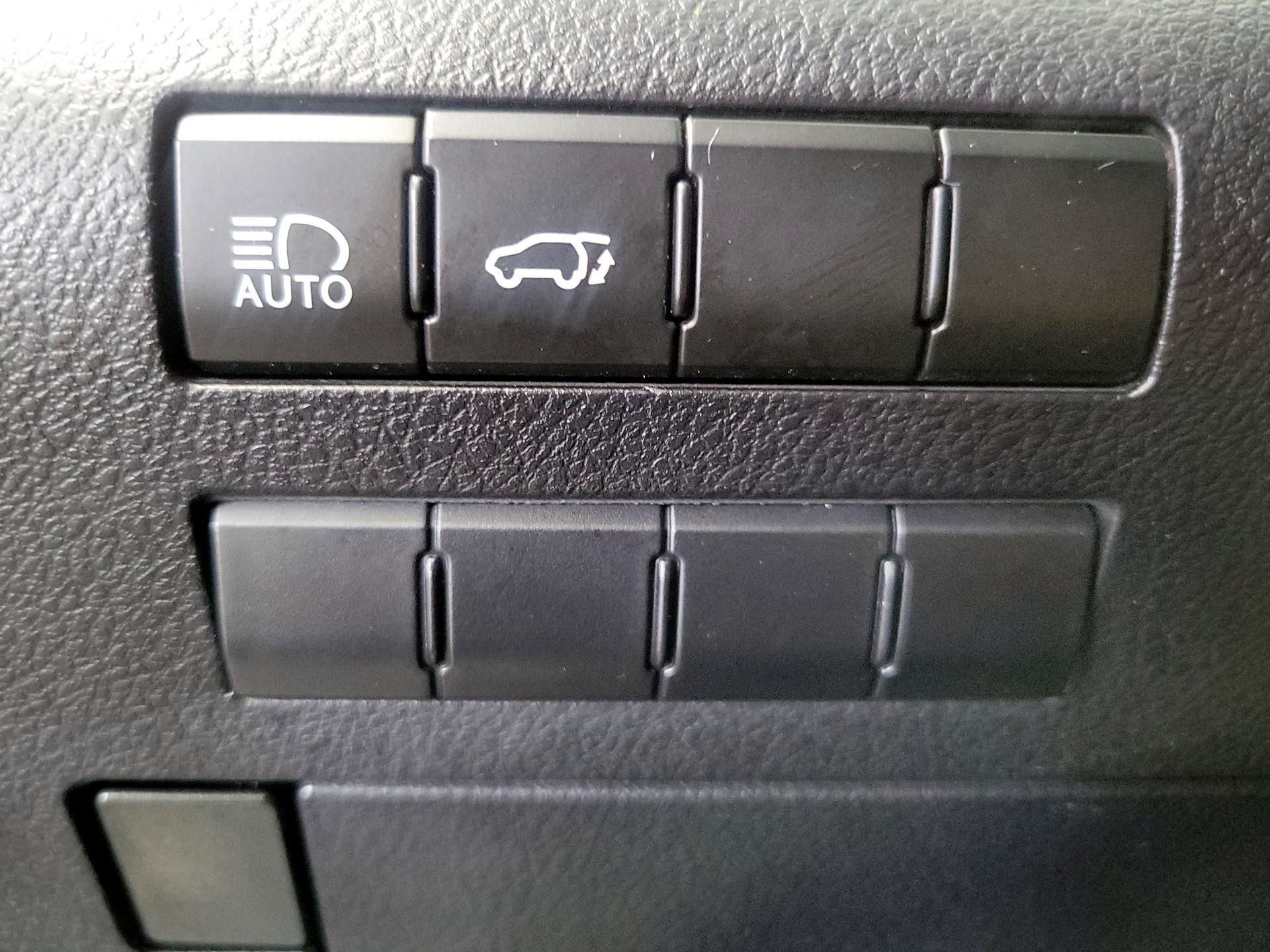 Thumbnail: 2018 Lexus RX - 13