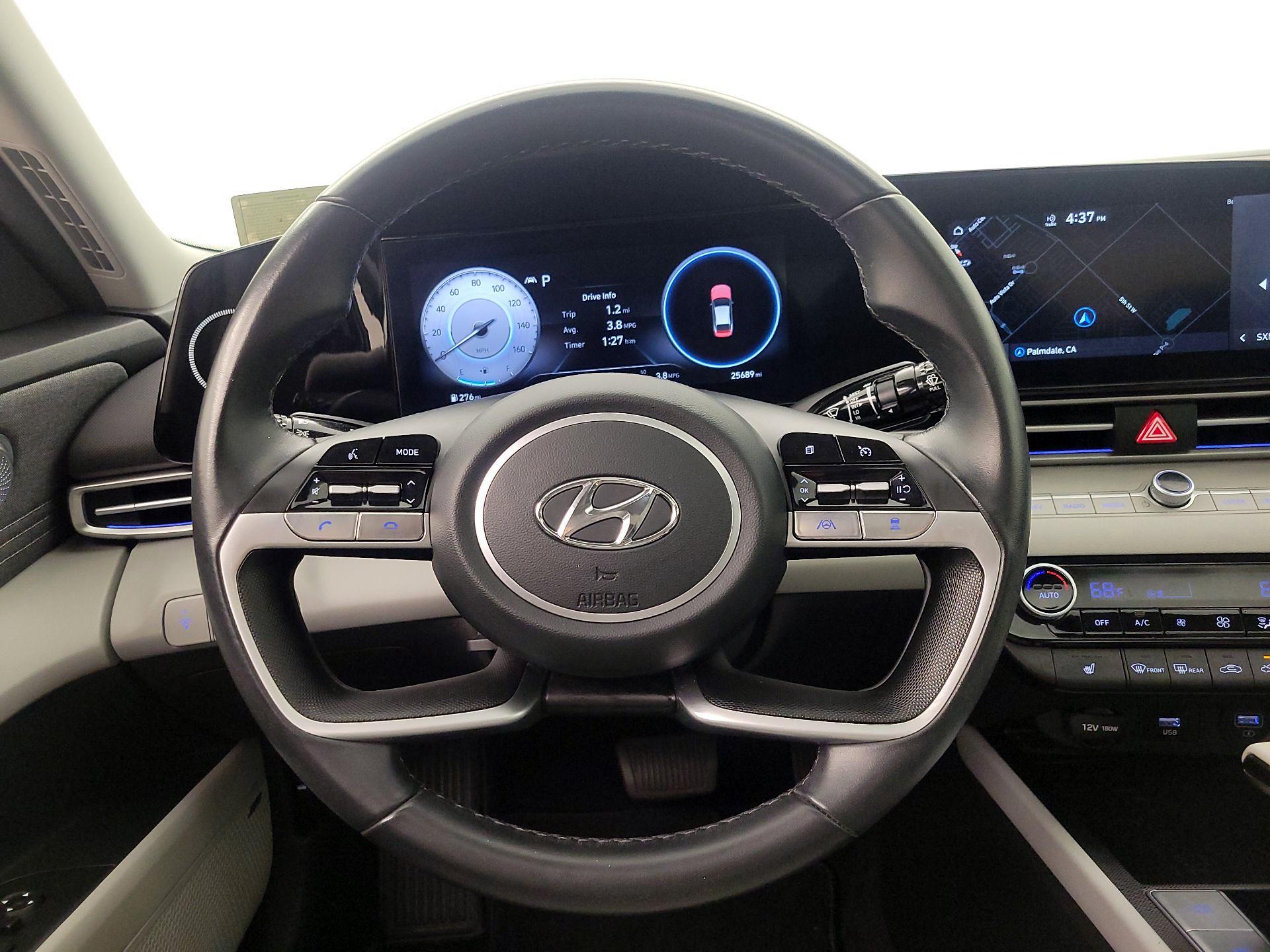 Thumbnail: 2023 Hyundai Elantra - 10