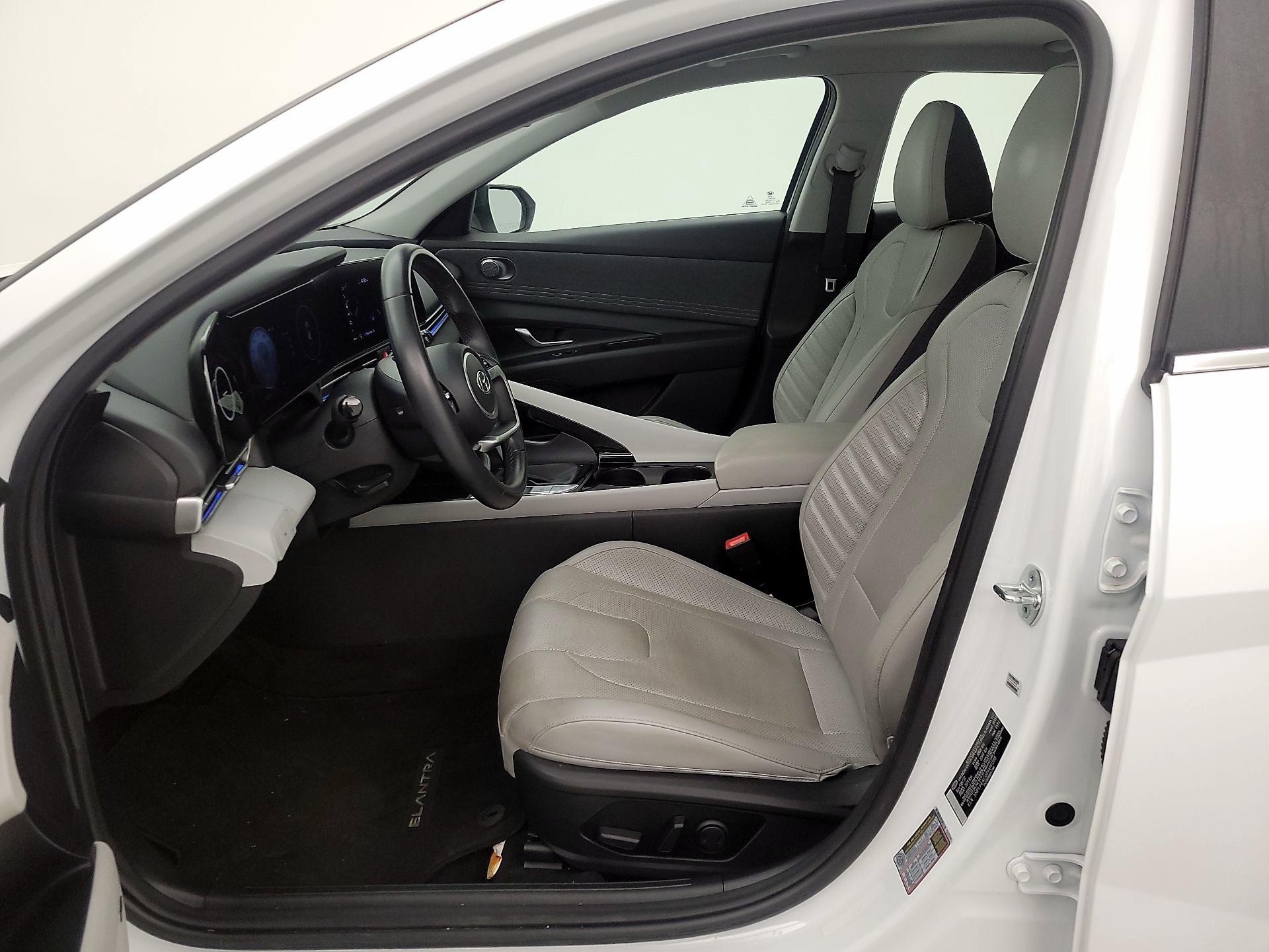 Thumbnail: 2023 Hyundai Elantra - 11