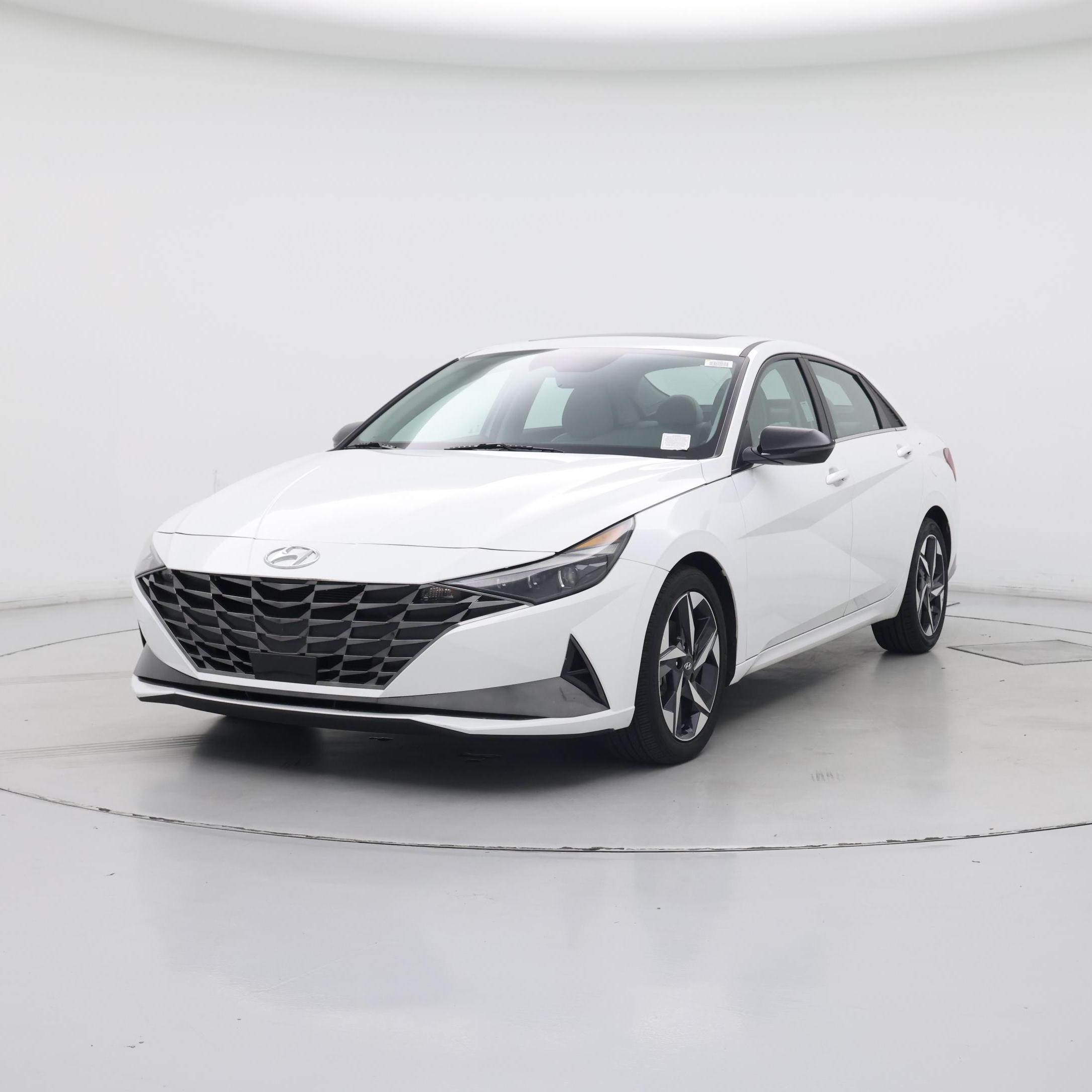 Thumbnail: 2023 Hyundai Elantra - 4