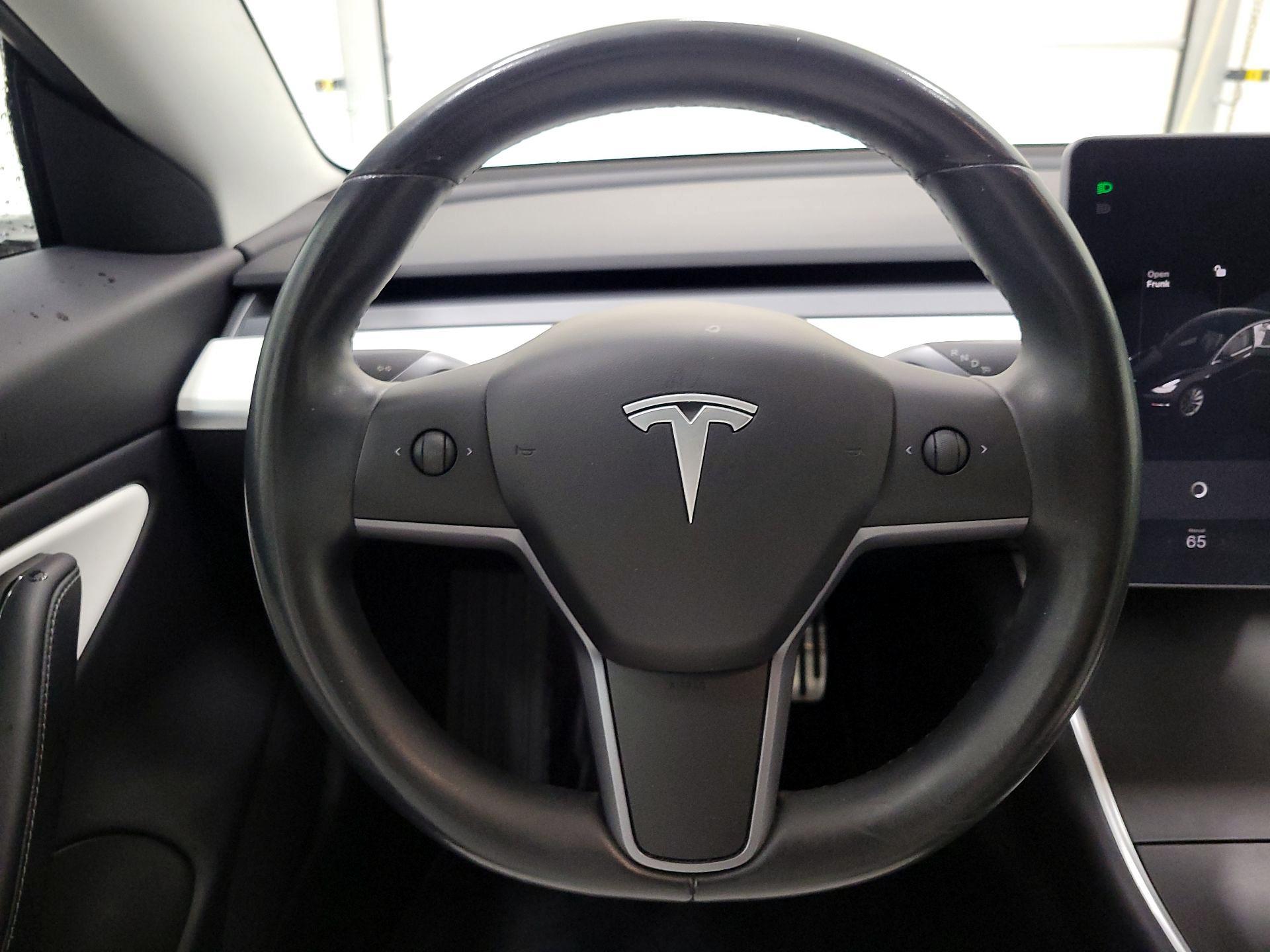 Thumbnail: 2019 Tesla Model 3 - 10