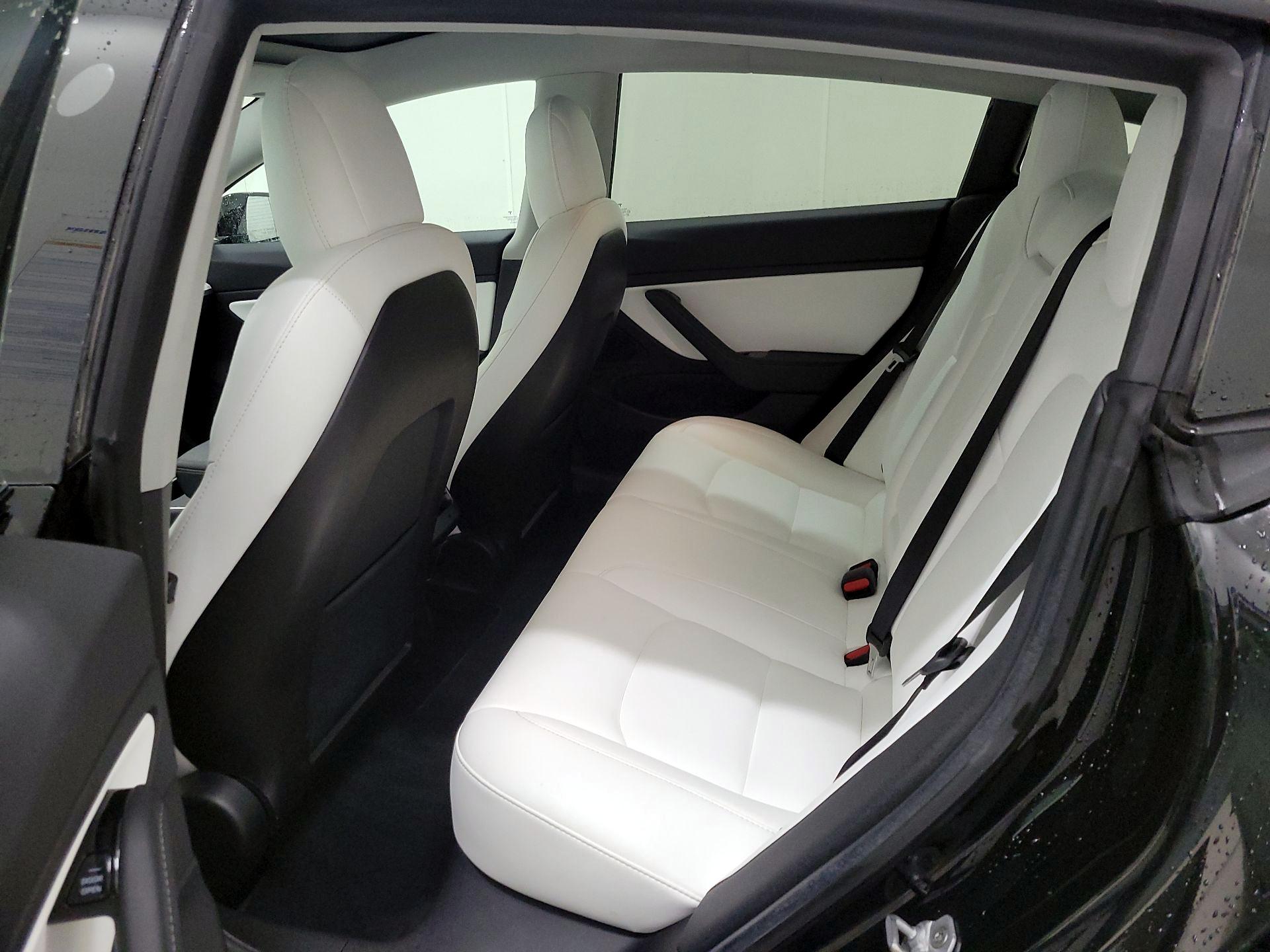 Thumbnail: 2019 Tesla Model 3 - 18