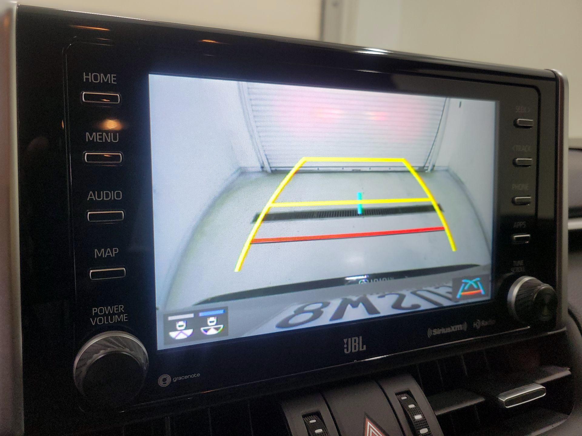 Thumbnail: 2021 Toyota RAV4 - 15