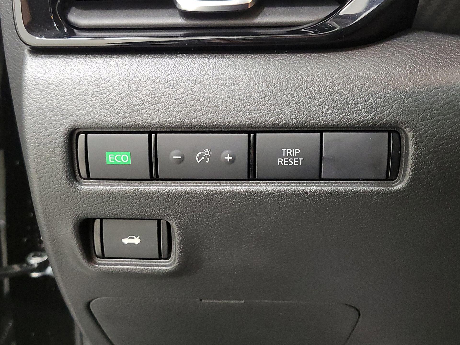 Thumbnail: 2023 Nissan Sentra - 13