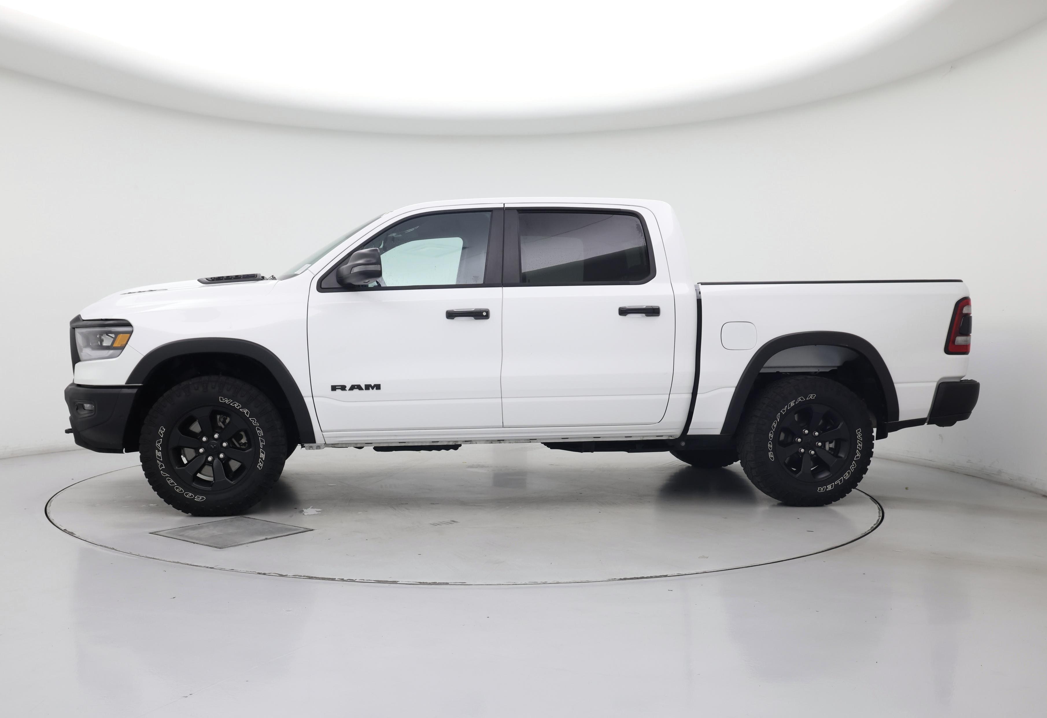 Thumbnail: 2024 RAM 1500 - 3